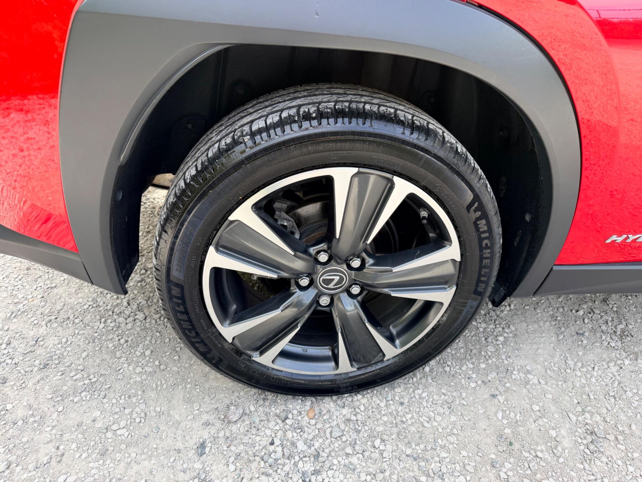 Lexus Ux view 39
