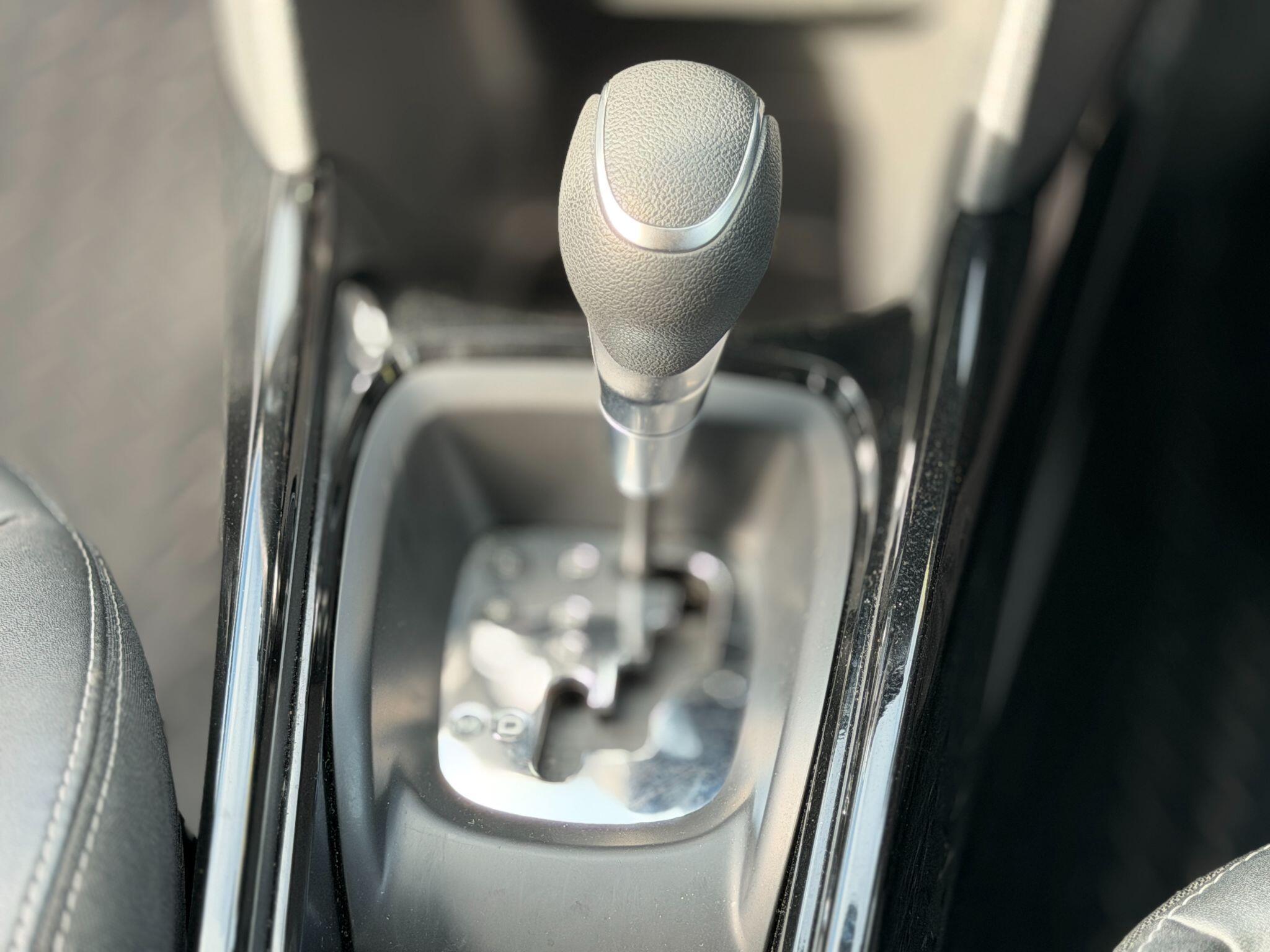 Peugeot 2008 view 40