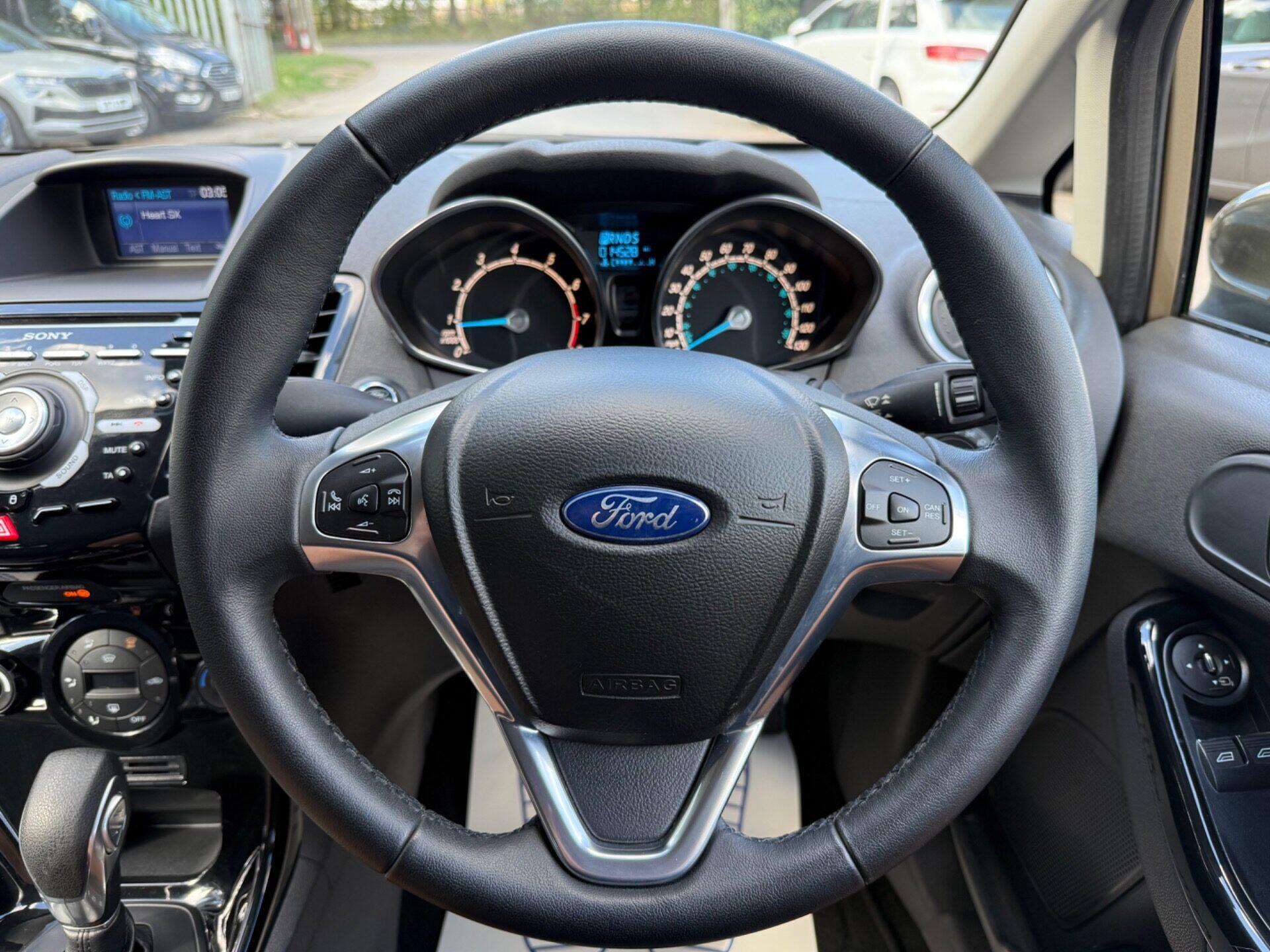 Ford Fiesta view 7