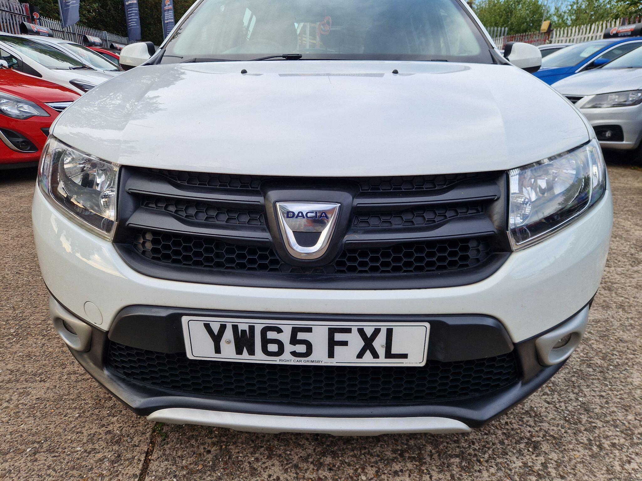 Dacia Sandero view 9