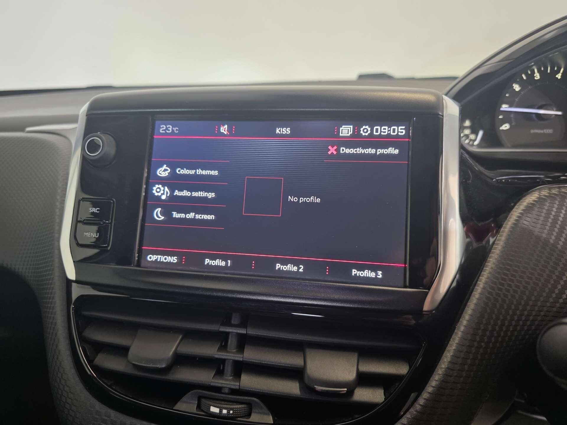 Peugeot 208 view 29