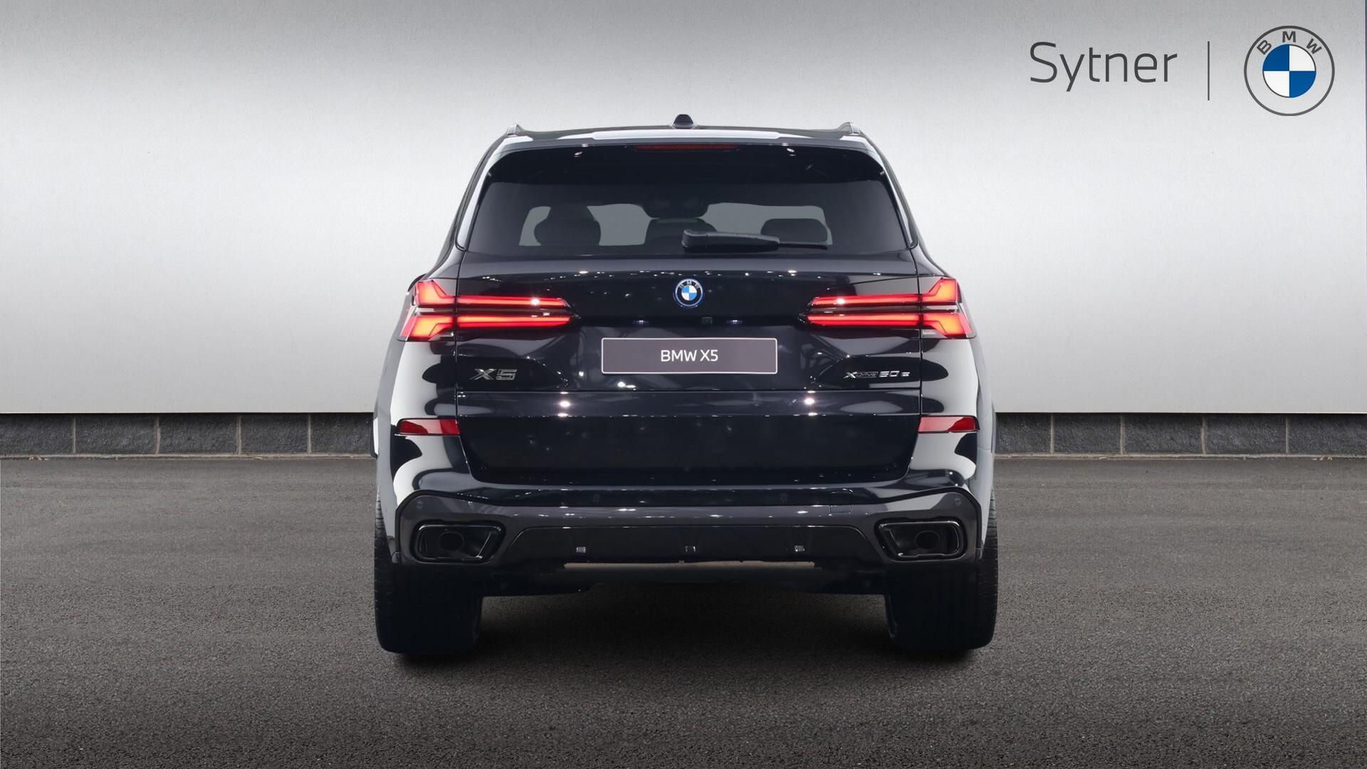 BMW X5 view 15