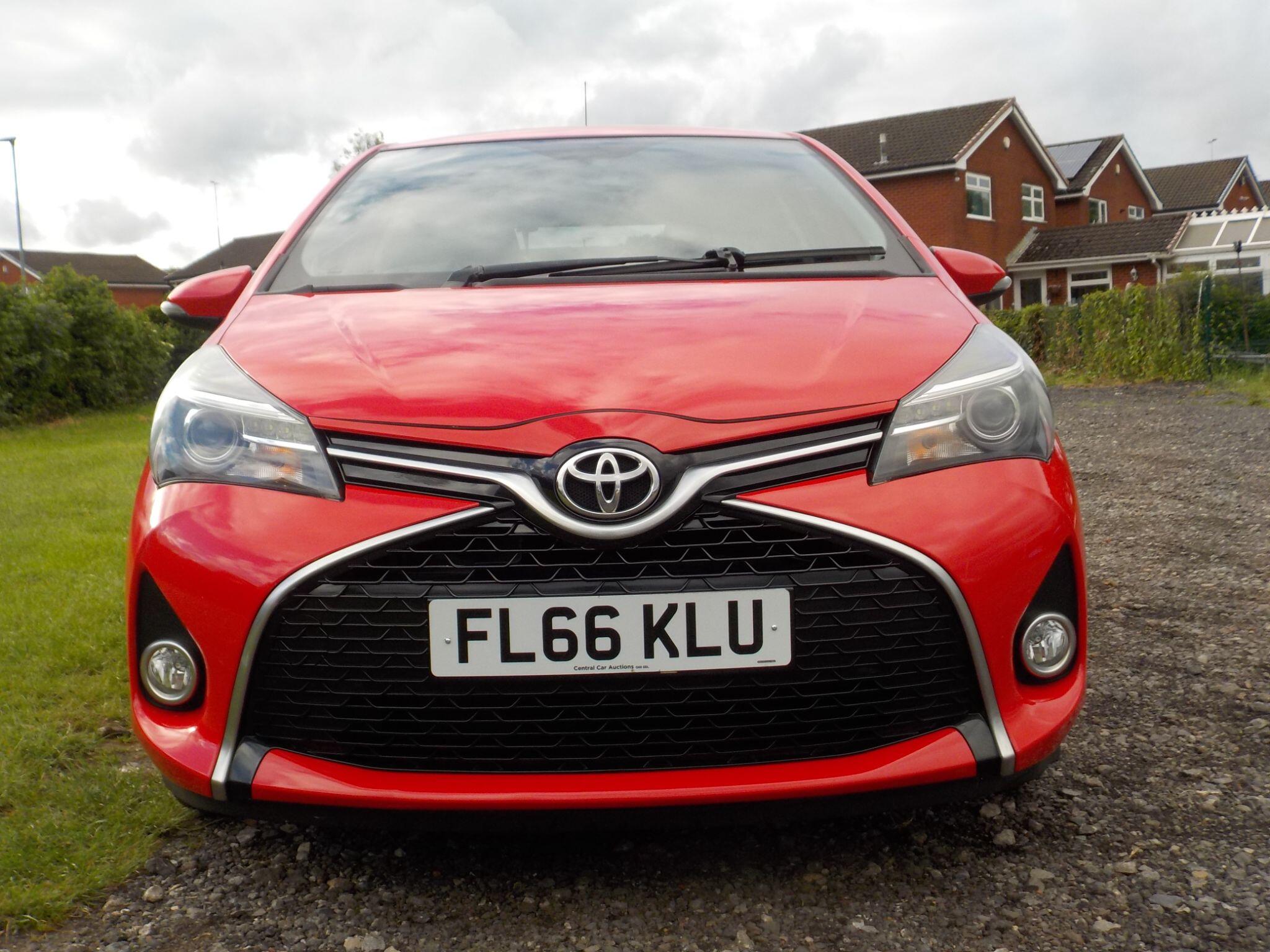 Toyota Yaris 1.33 Dual VVT-i Design Euro 6 5dr