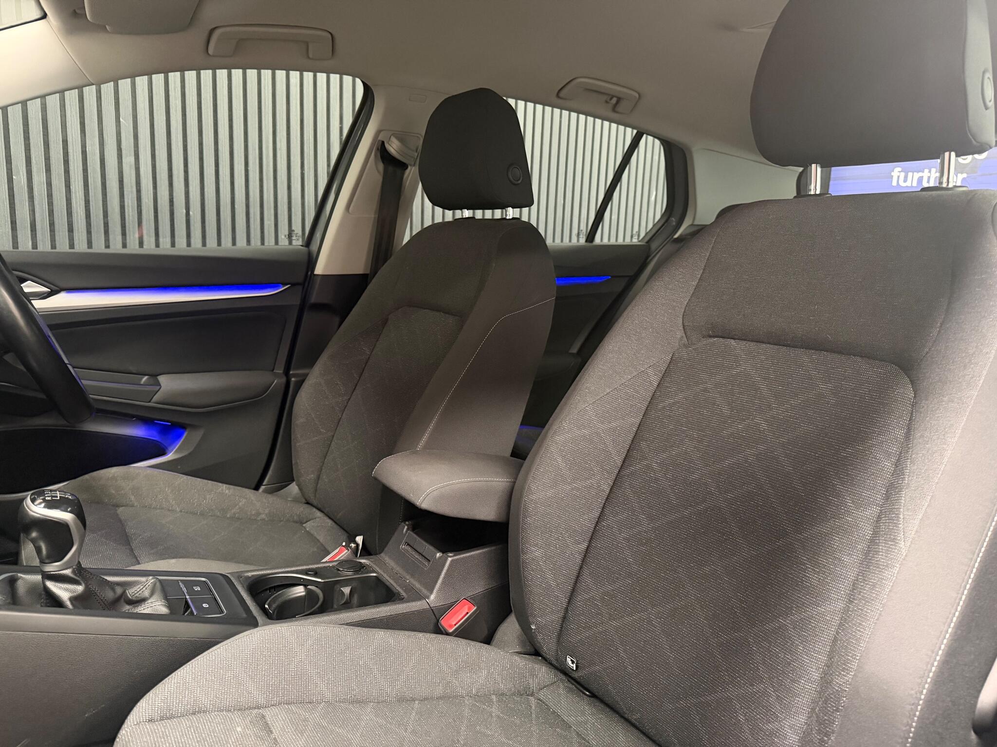 Volkswagen Golf view 44