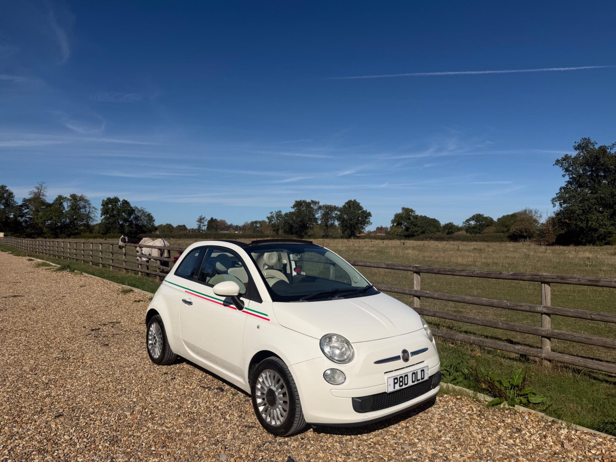 2009 Fiat 500C in White for sale