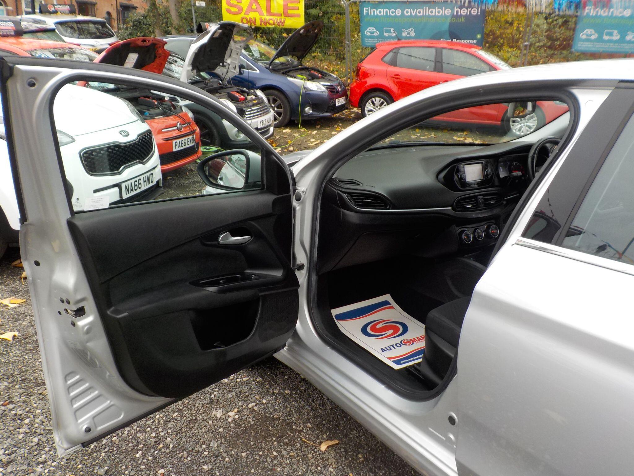 Fiat Tipo 1.3 MultiJetII Lounge Euro 6 (s/s) 5dr