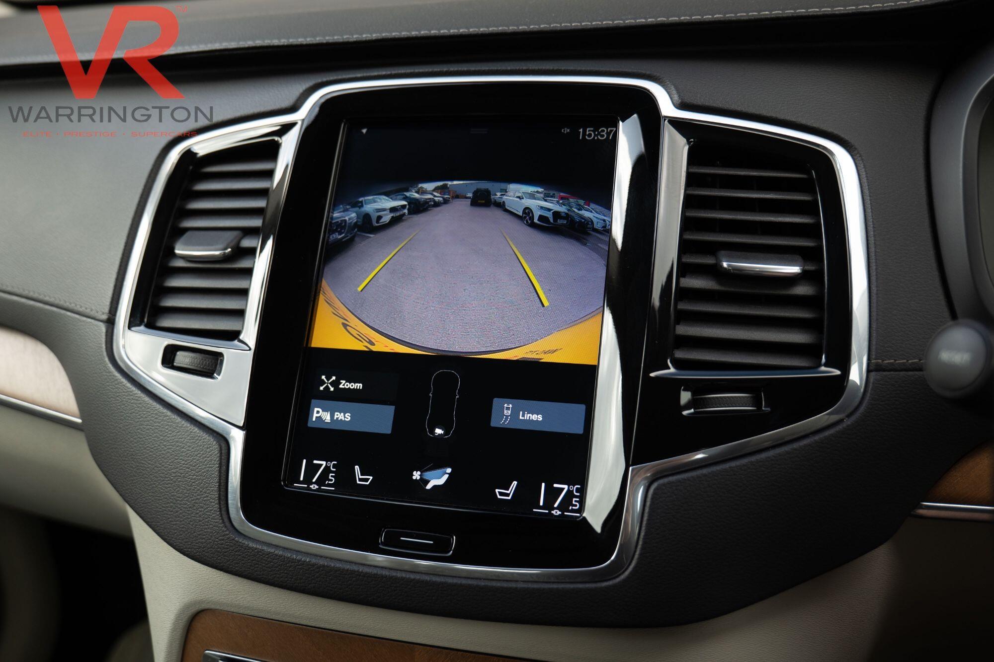 Volvo XC90 view 24
