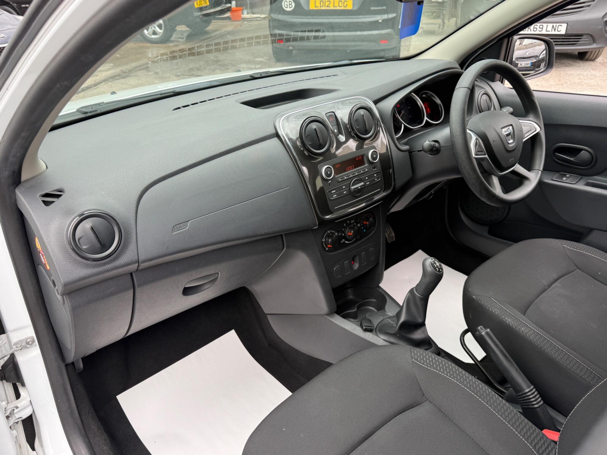 Dacia Sandero - Image 52