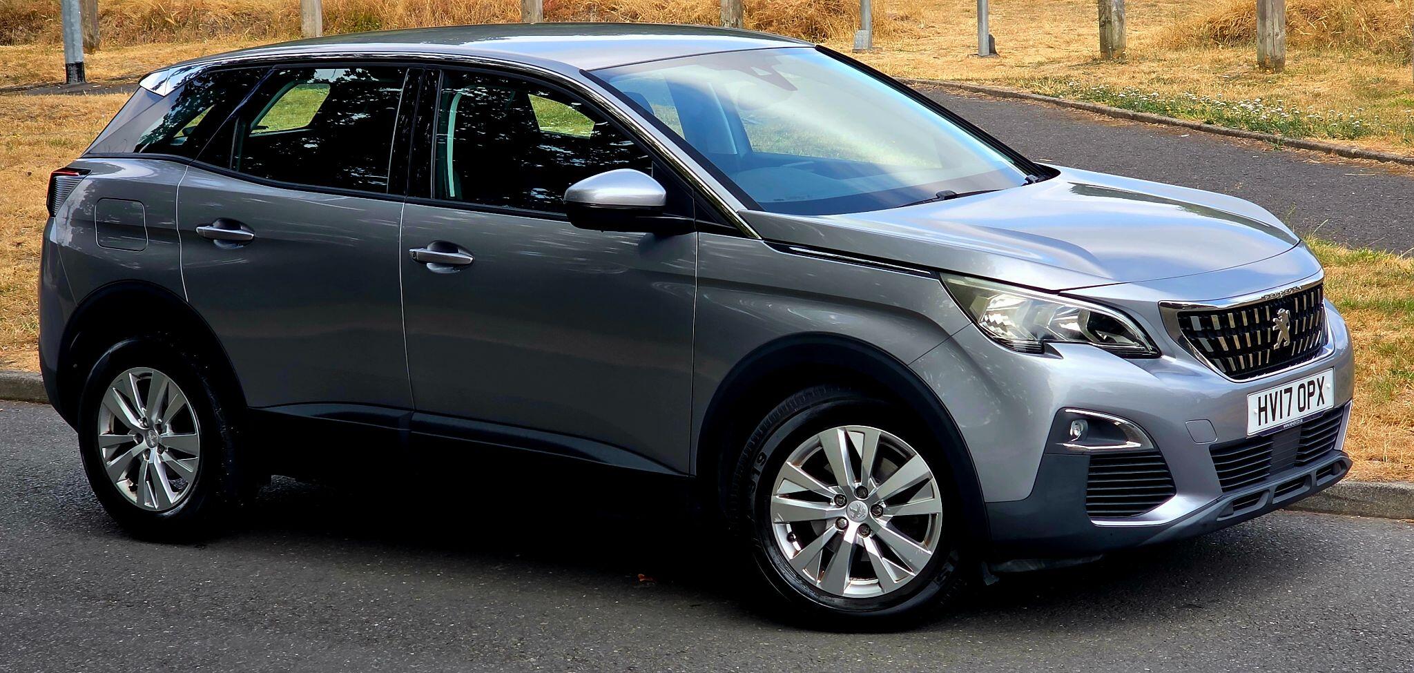 Peugeot 3008 view 9
