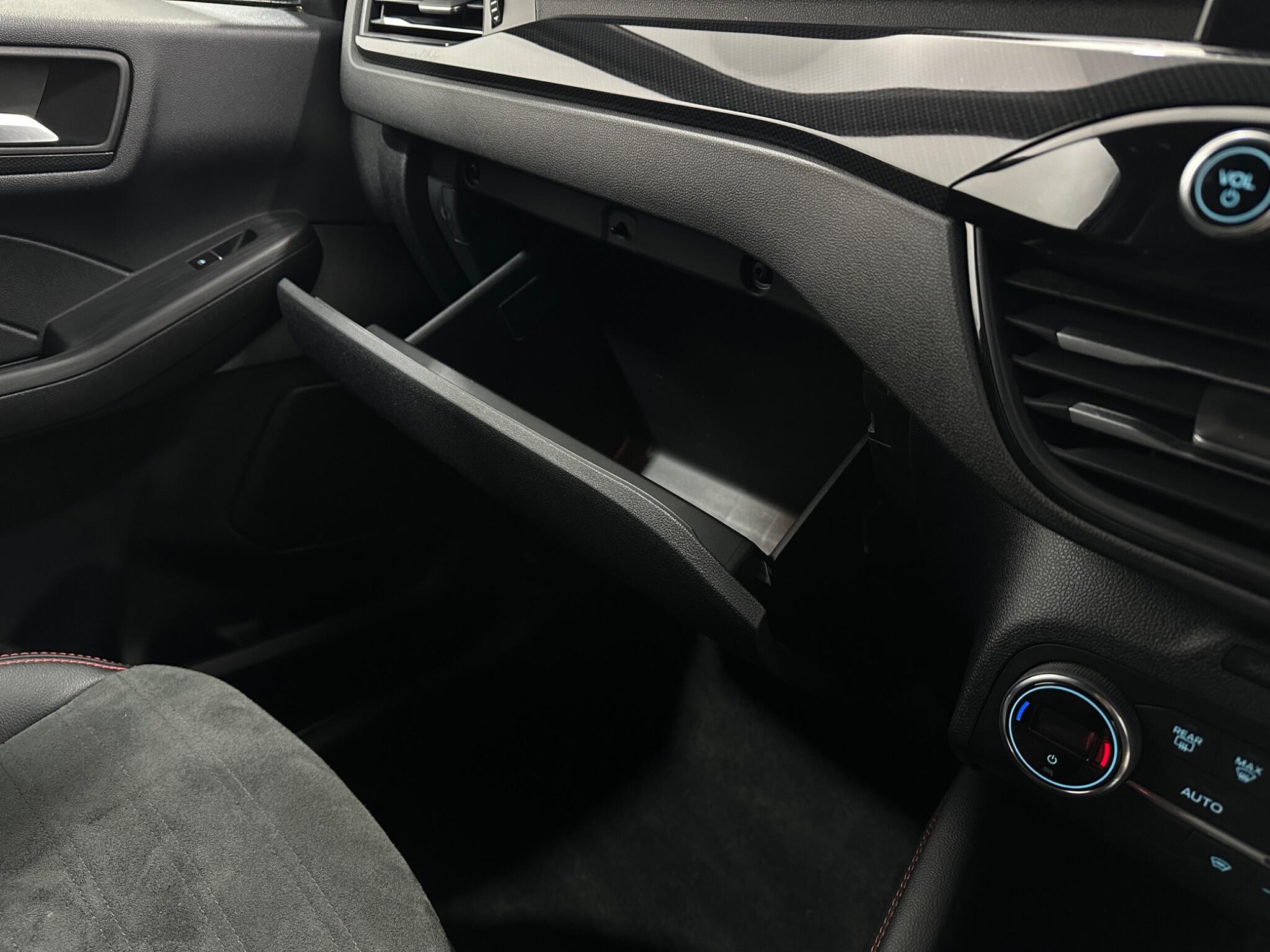 Ford Kuga view 28