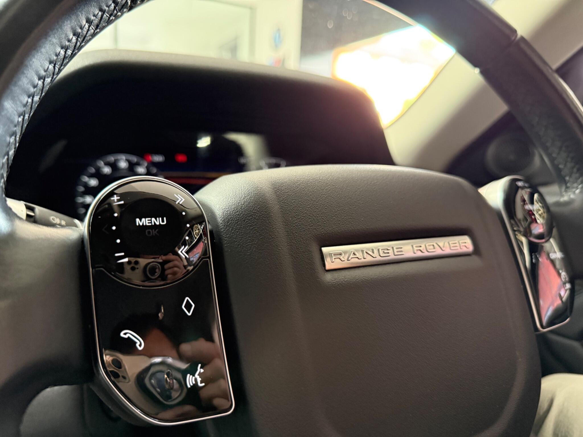 Land Rover Range Rover Evoque view 16