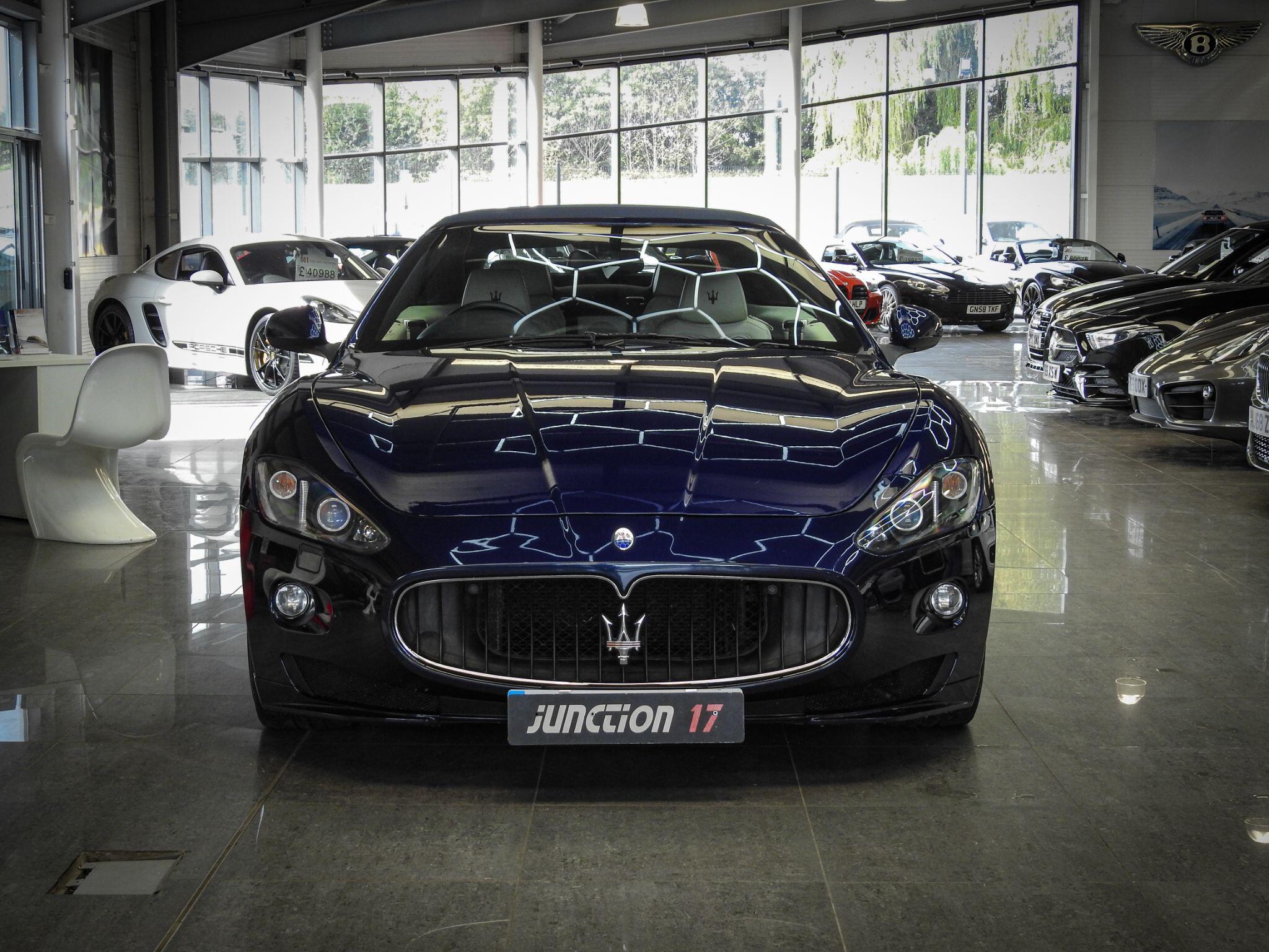 Maserati Grancabrio view 7