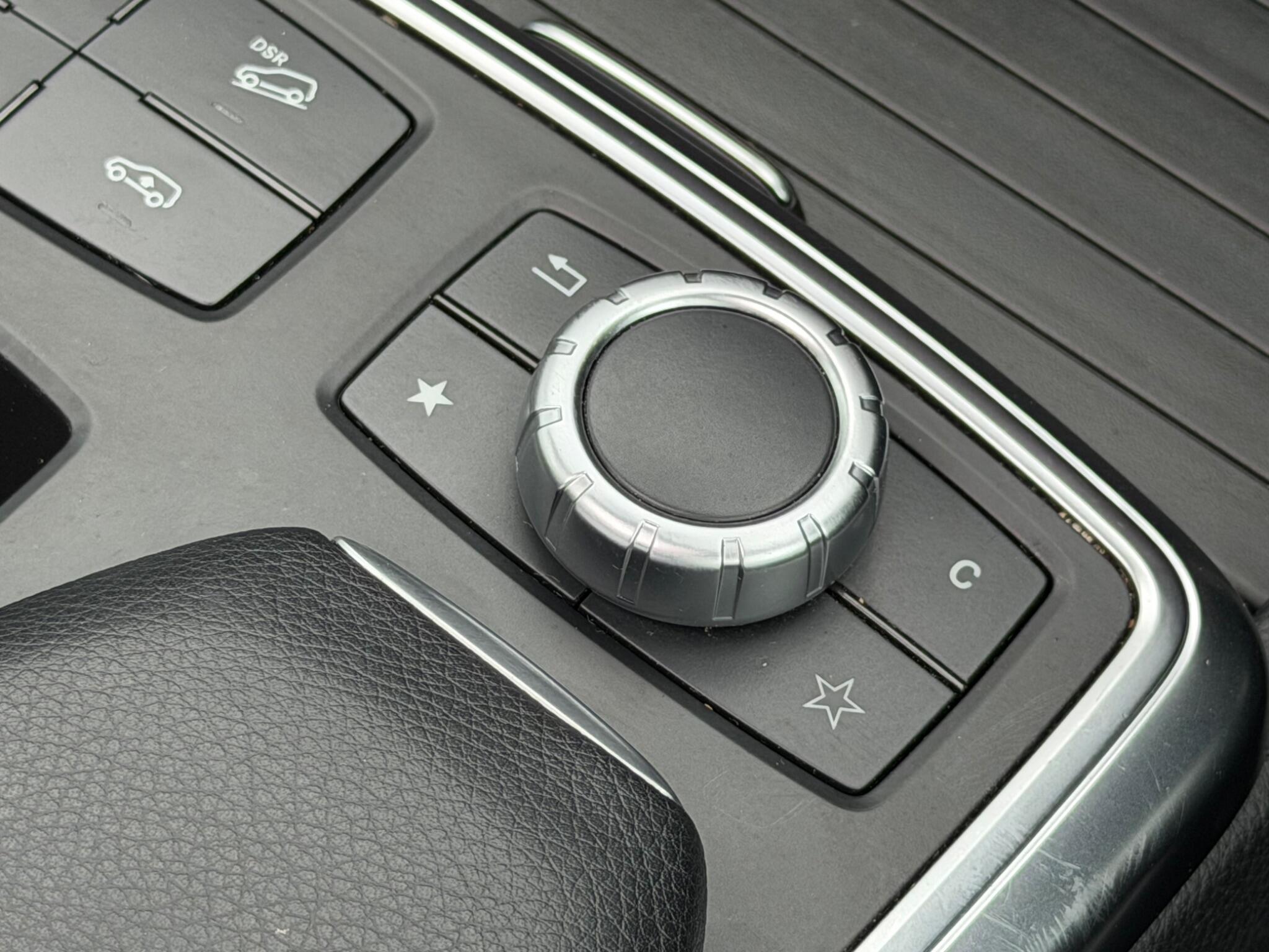 Mercedes-Benz GL view 43