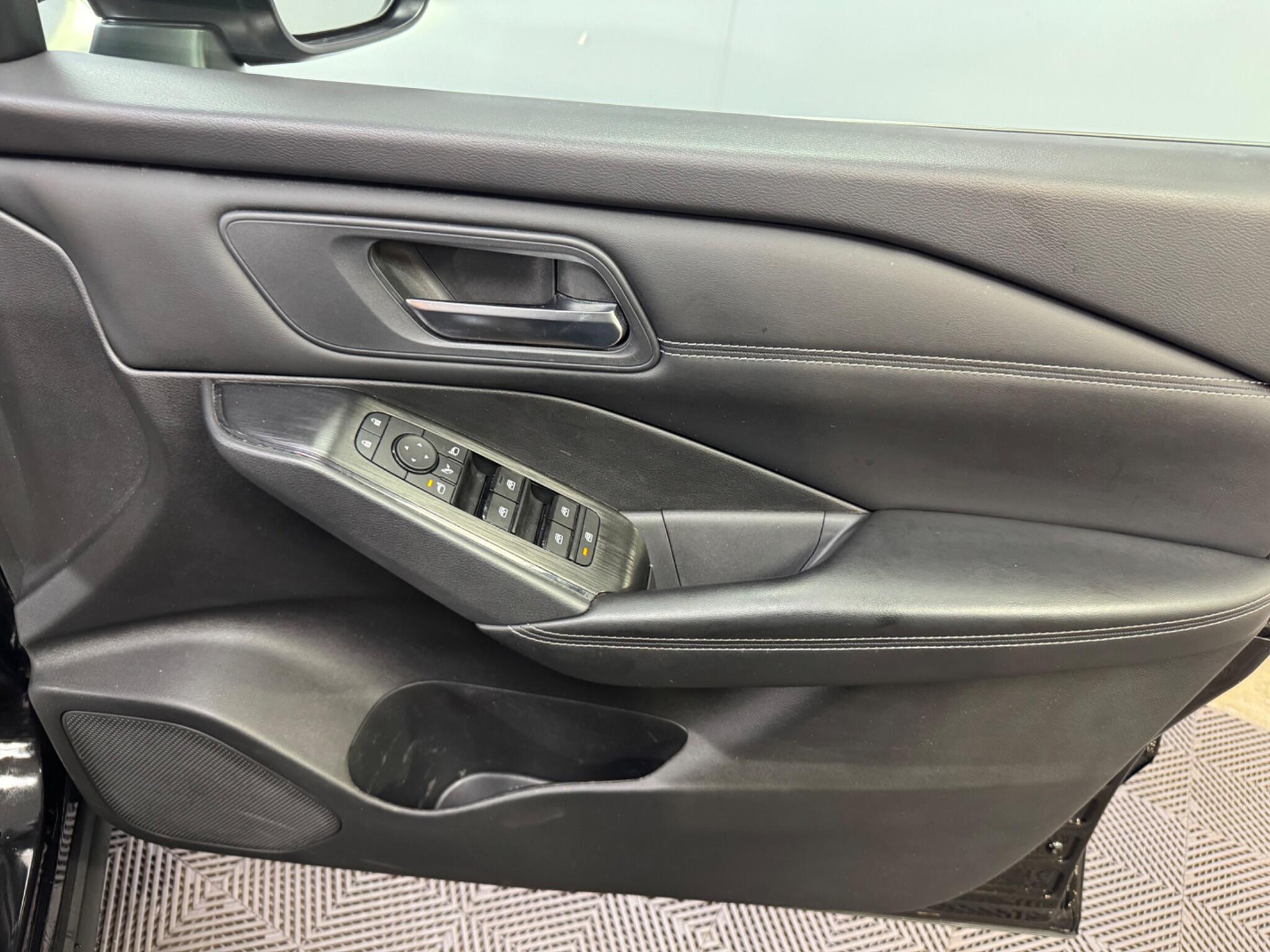 Nissan Qashqai view 27