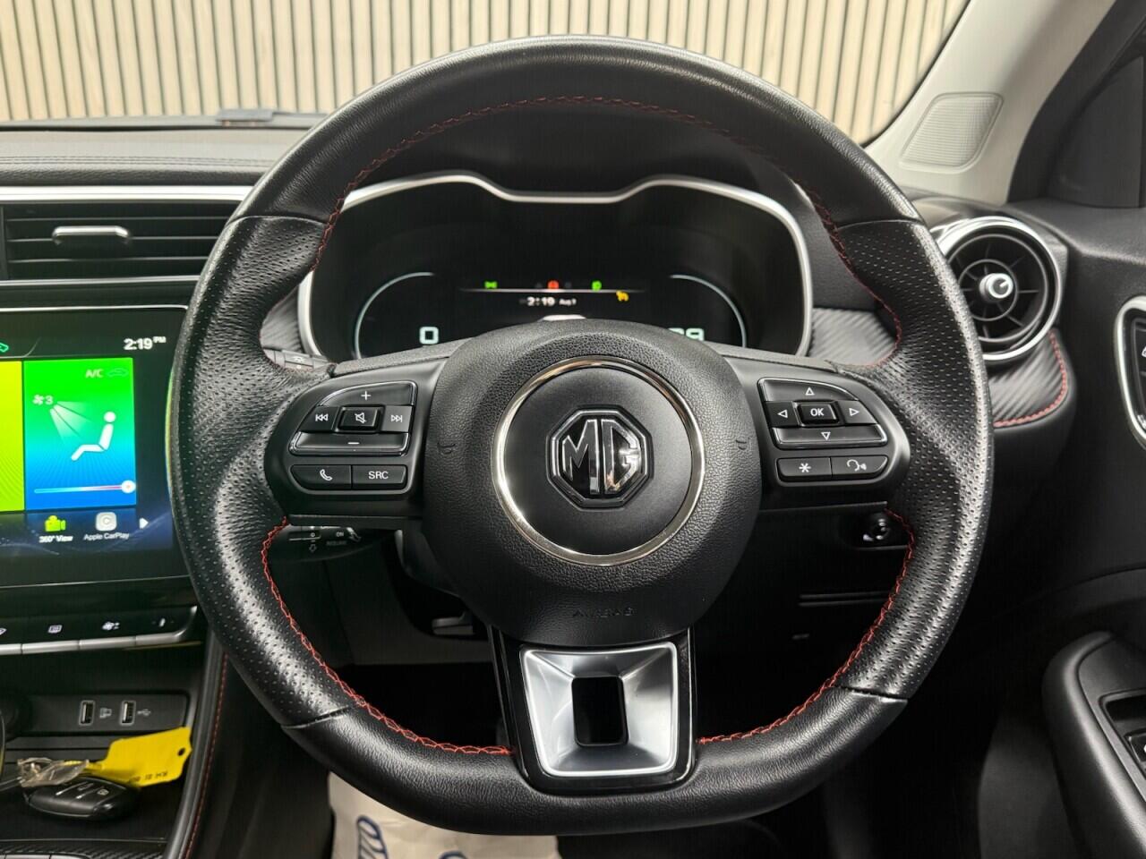 MG ZS view 9