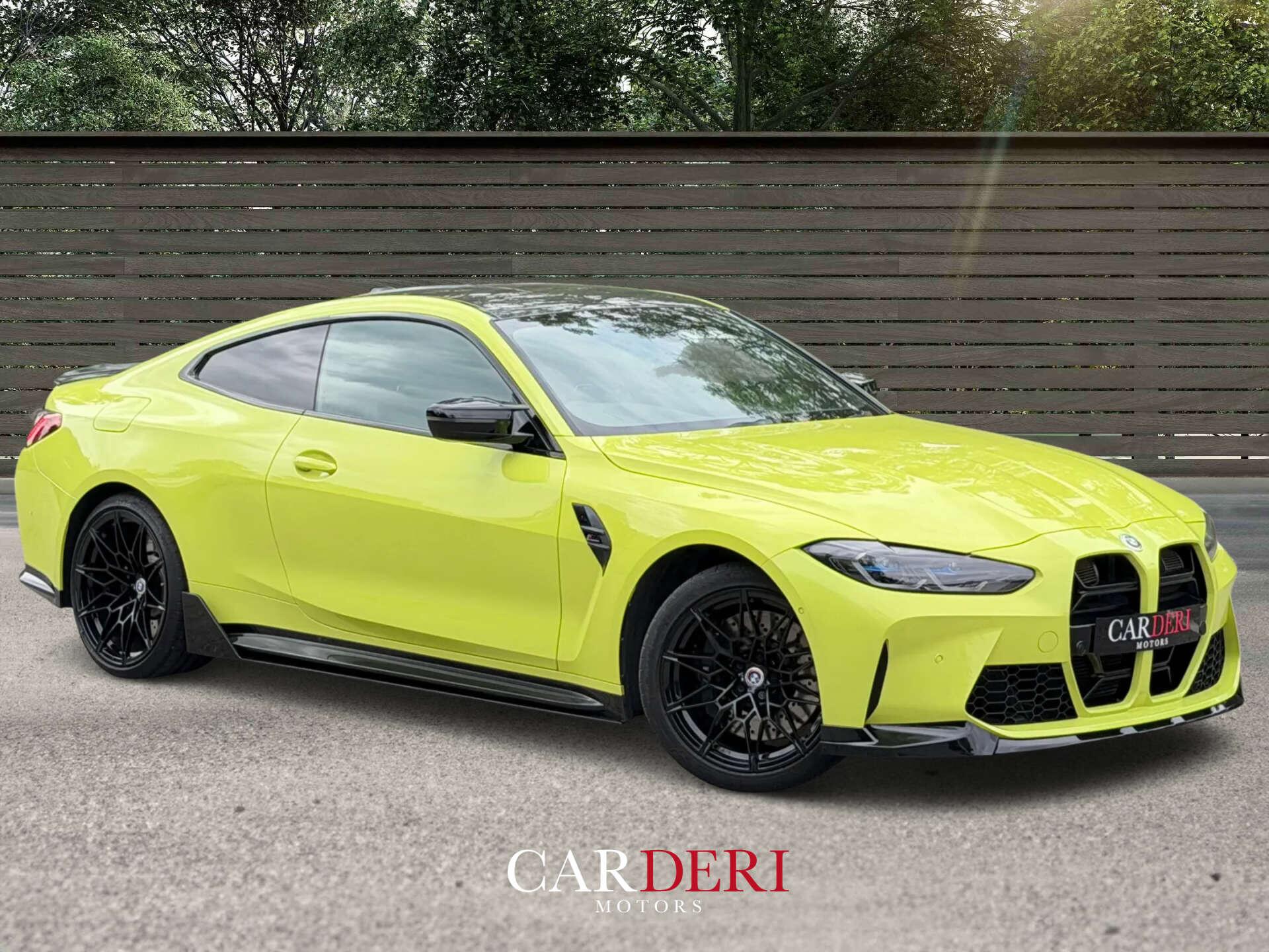 BMW M4 view 5