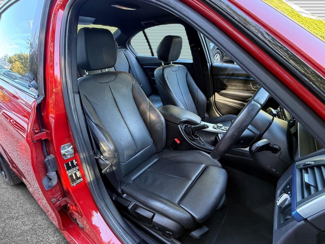 BMW 3 Series view 18
