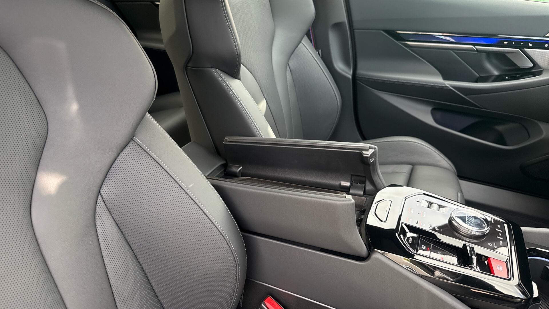 BMW M5 view 50