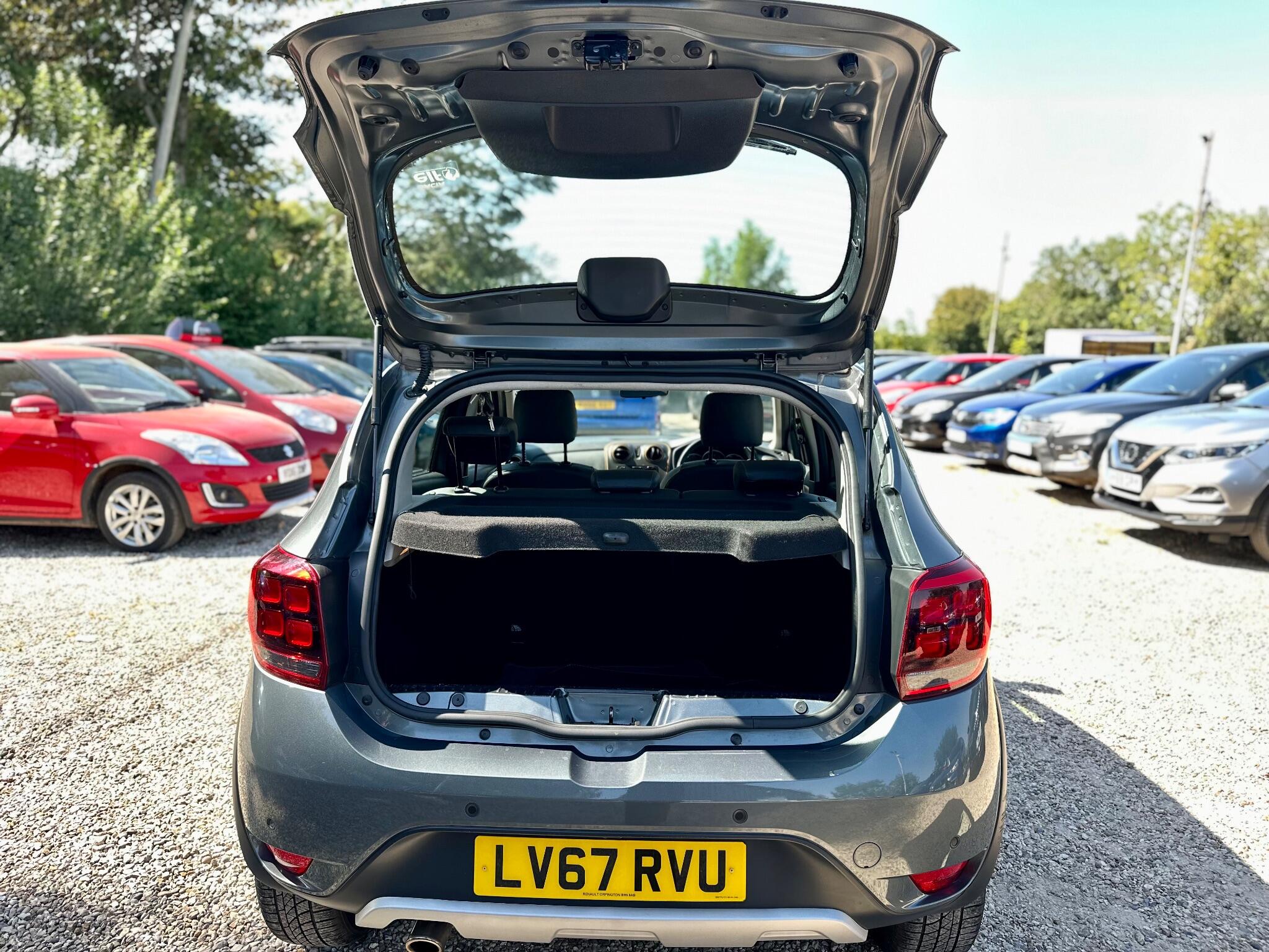Dacia Sandero view 19