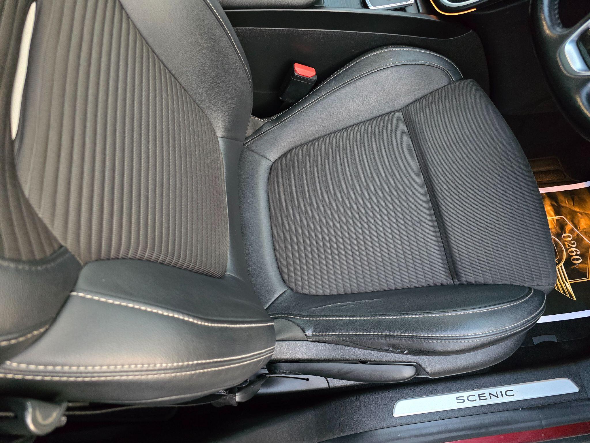 Renault Grand Scenic view 34