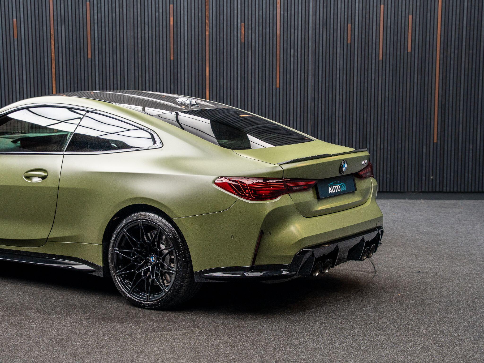 BMW M4 view 19