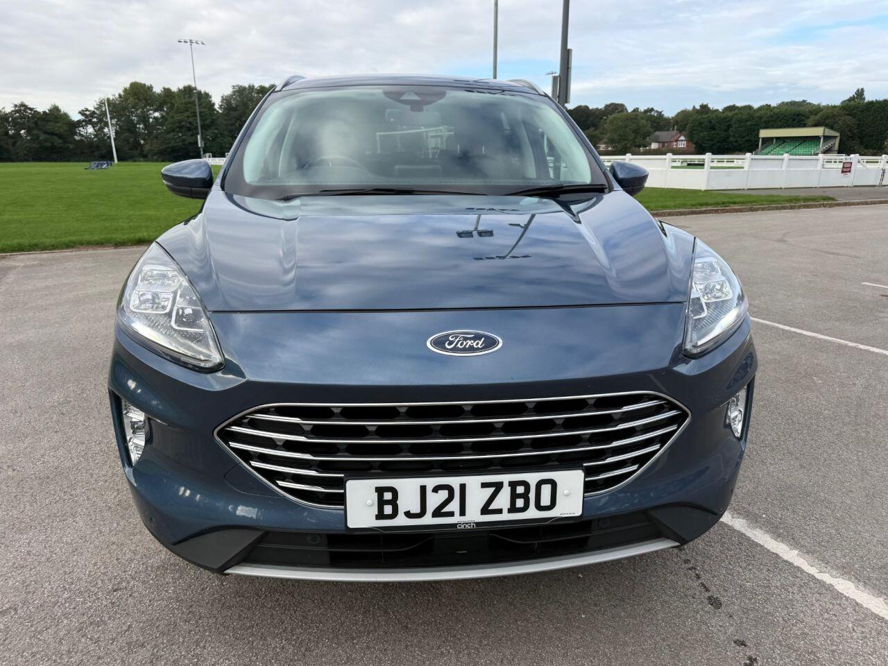Ford Kuga view 60