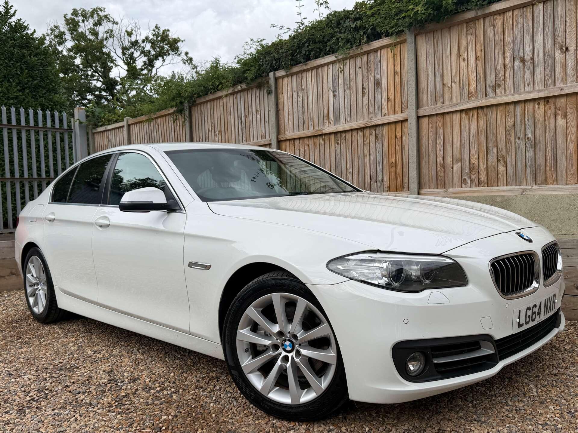 BMW 5 Series view 9