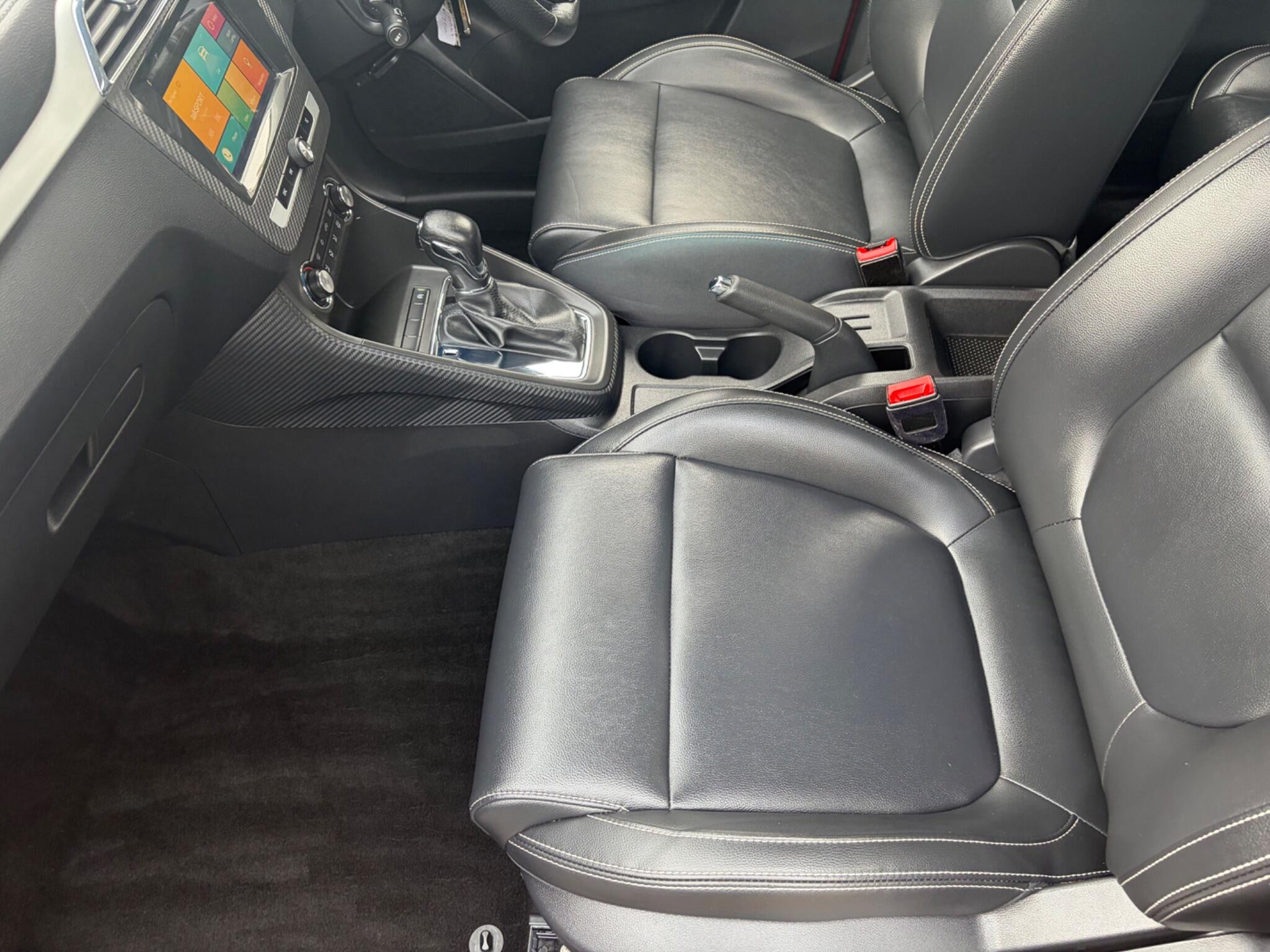 MG ZS view 83