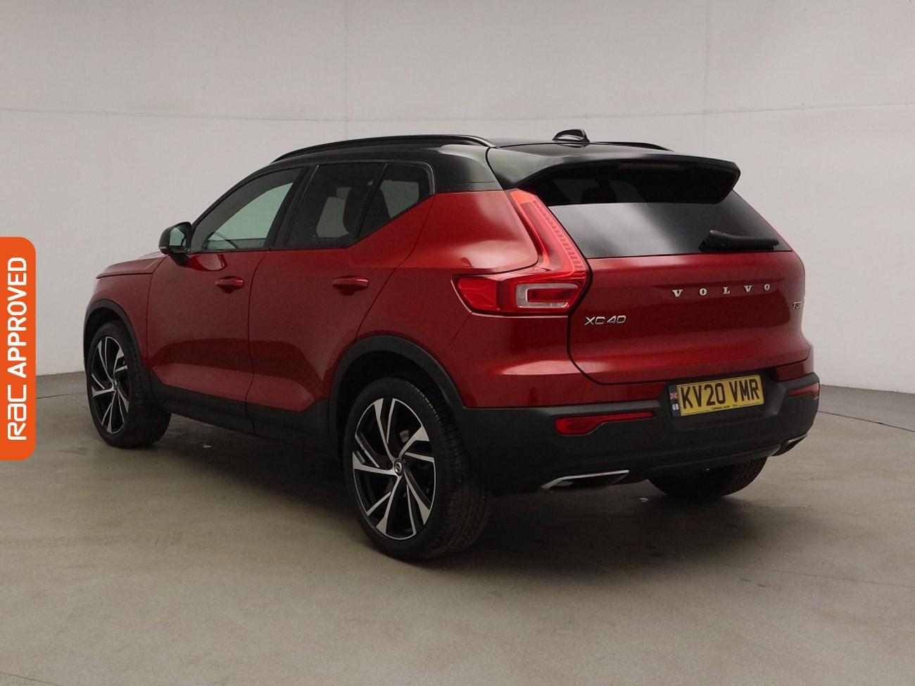 Volvo XC40 view 4