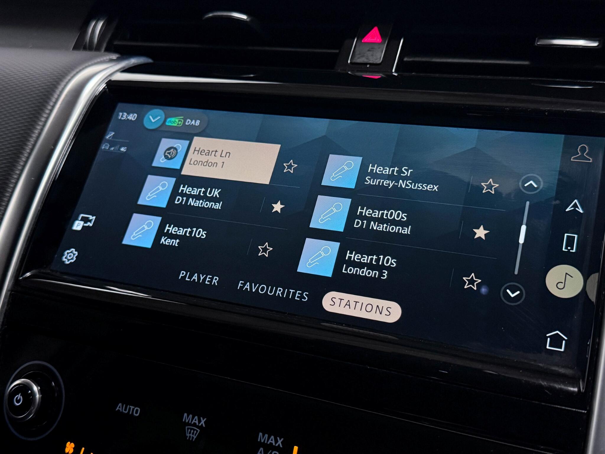 Land Rover Discovery Sport view 54