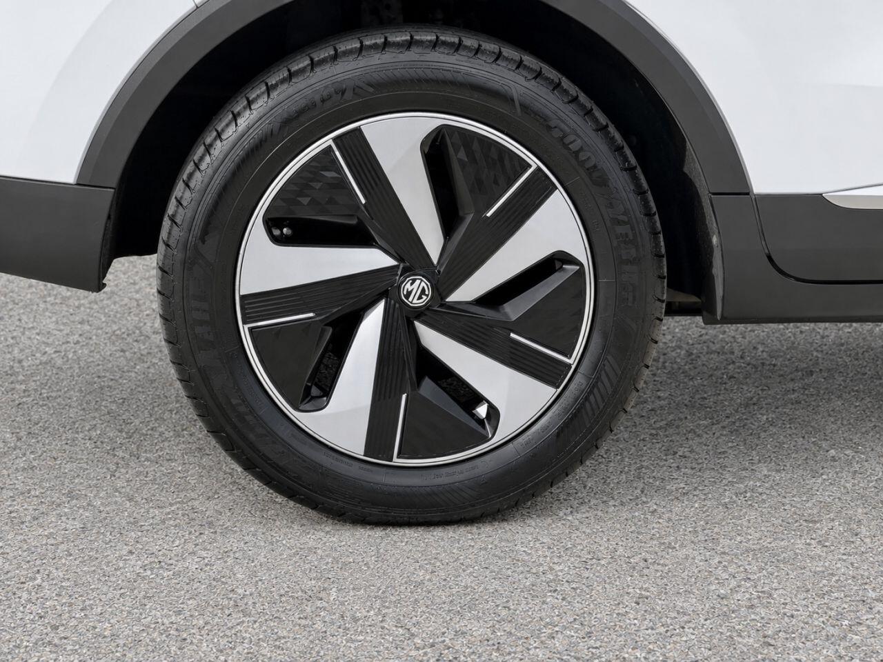 MG ZS view 10