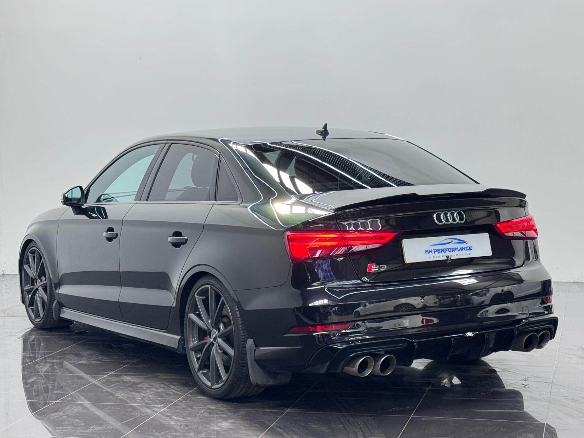 Audi S3 view 75