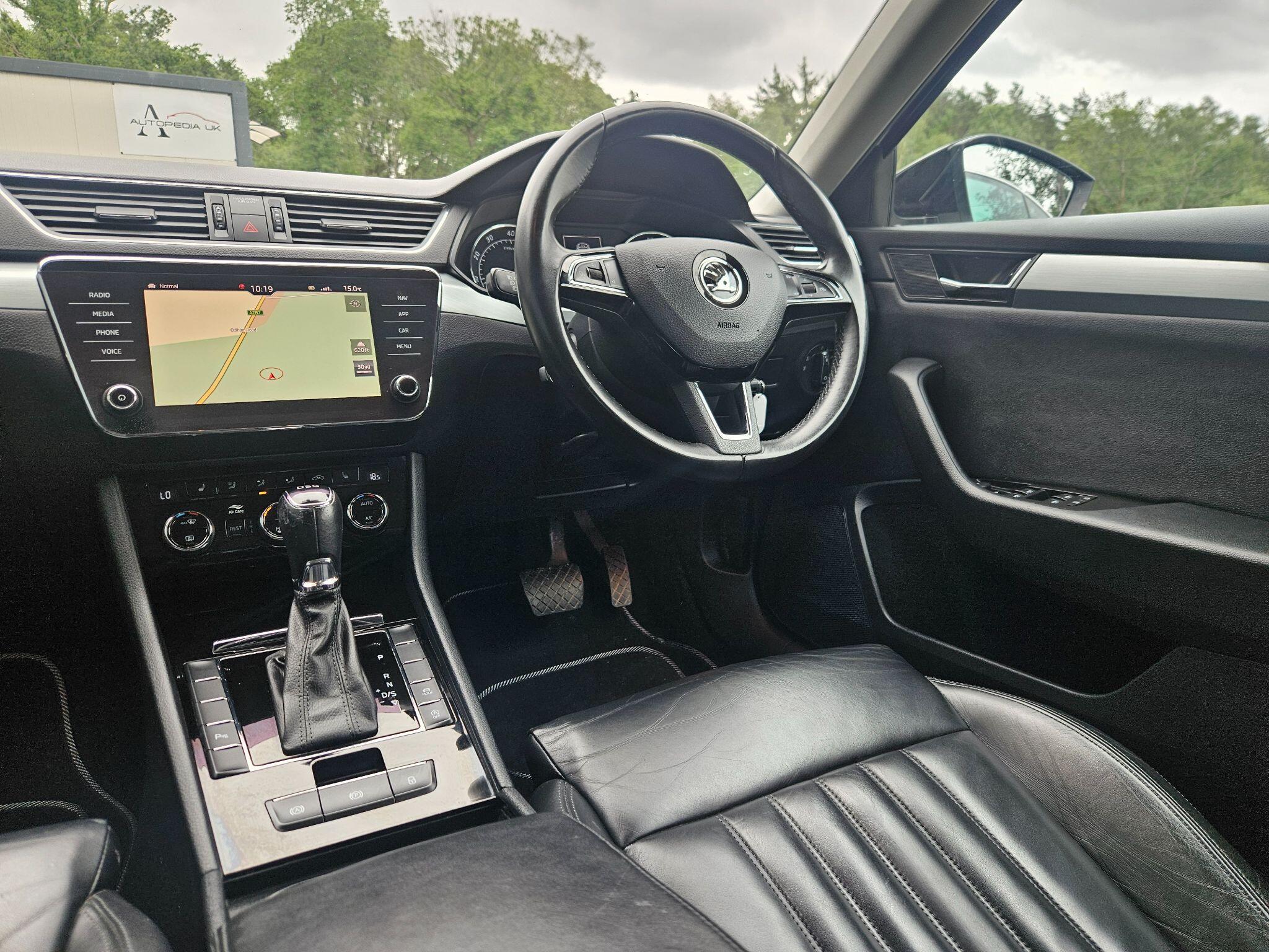 2019 Skoda Superb image 25