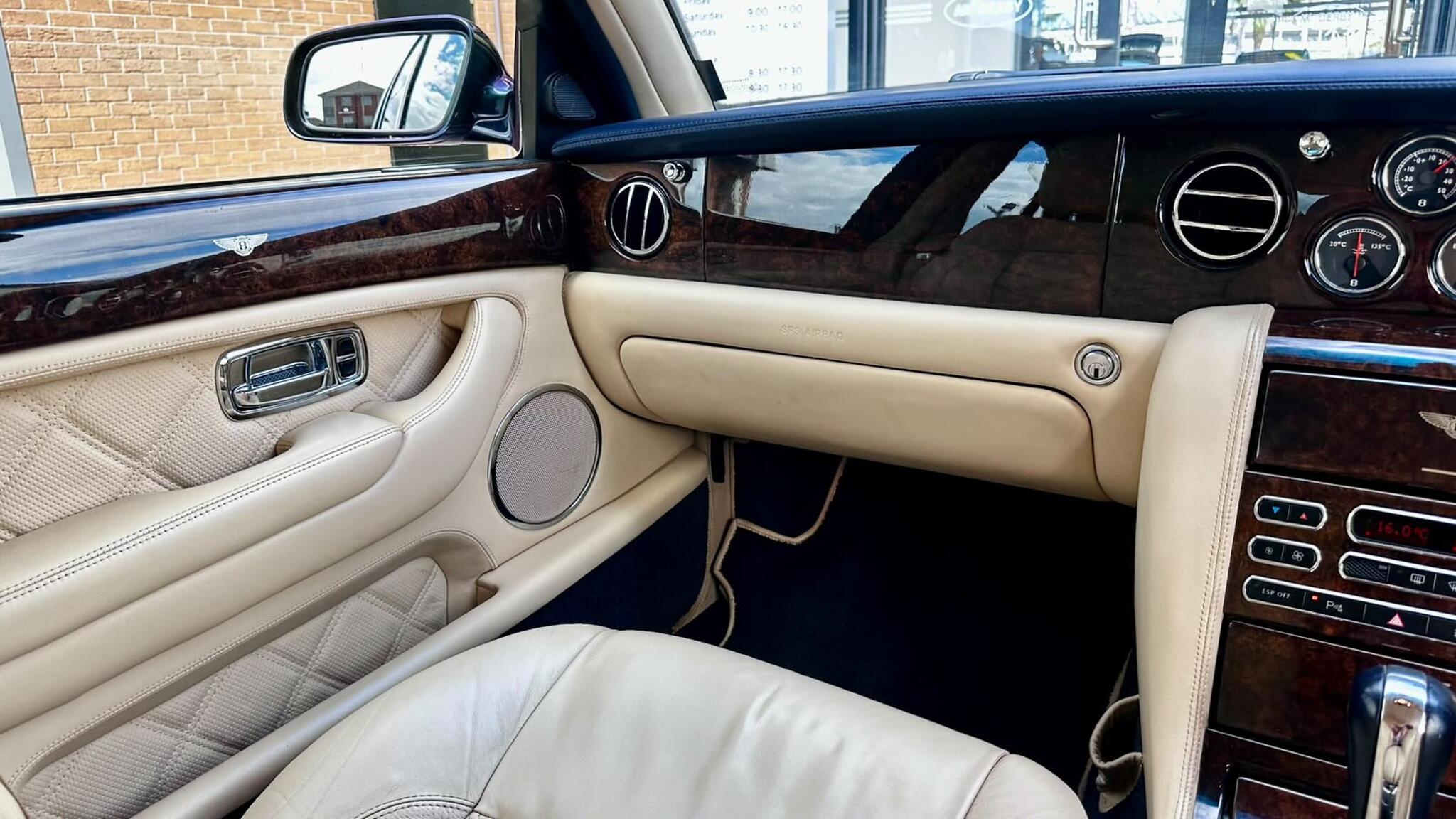 Bentley Arnage view 42