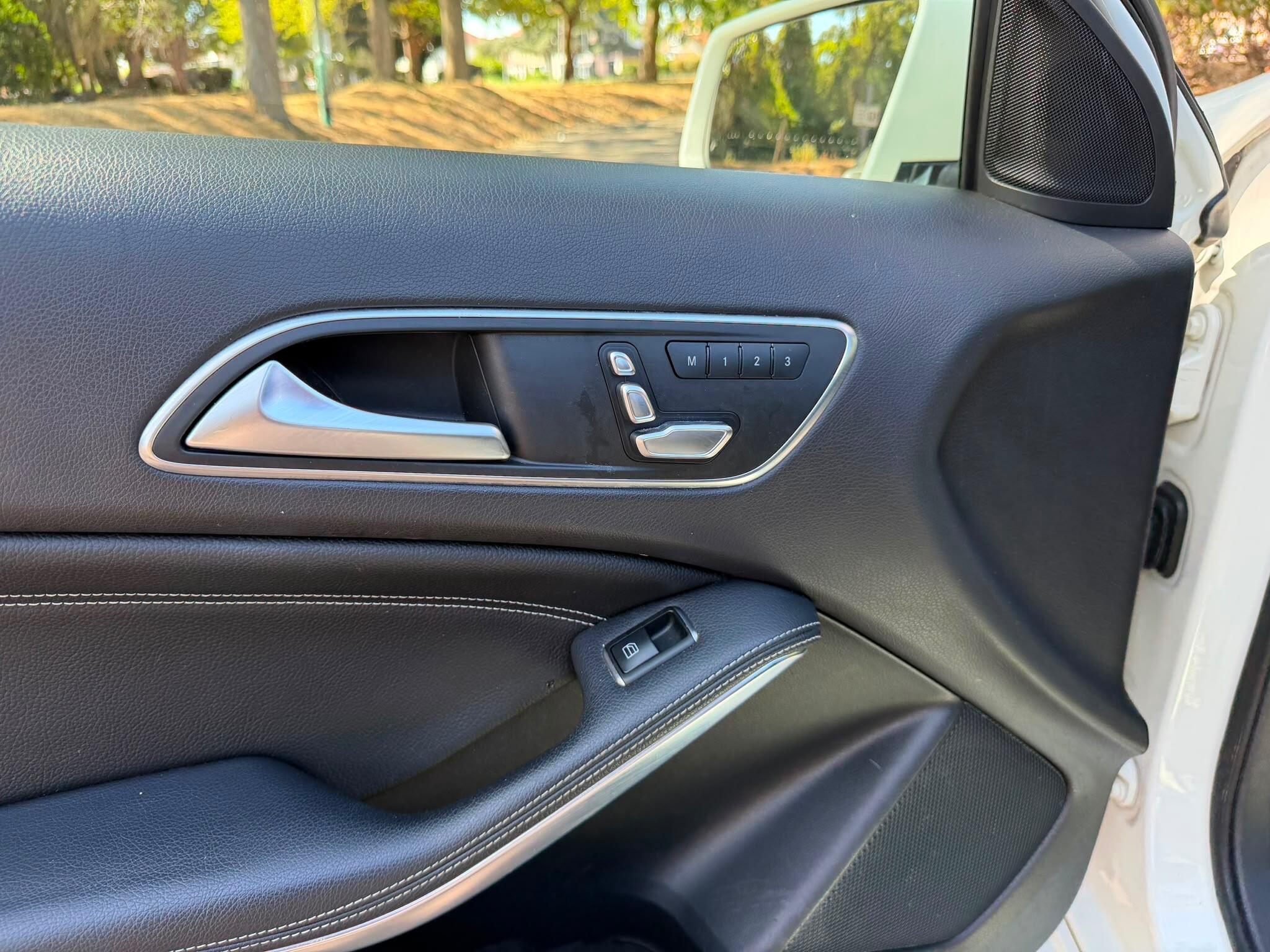 Mercedes-Benz A-Class view 30
