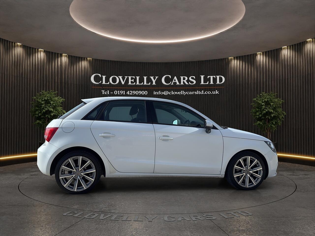 Audi A1 view 24