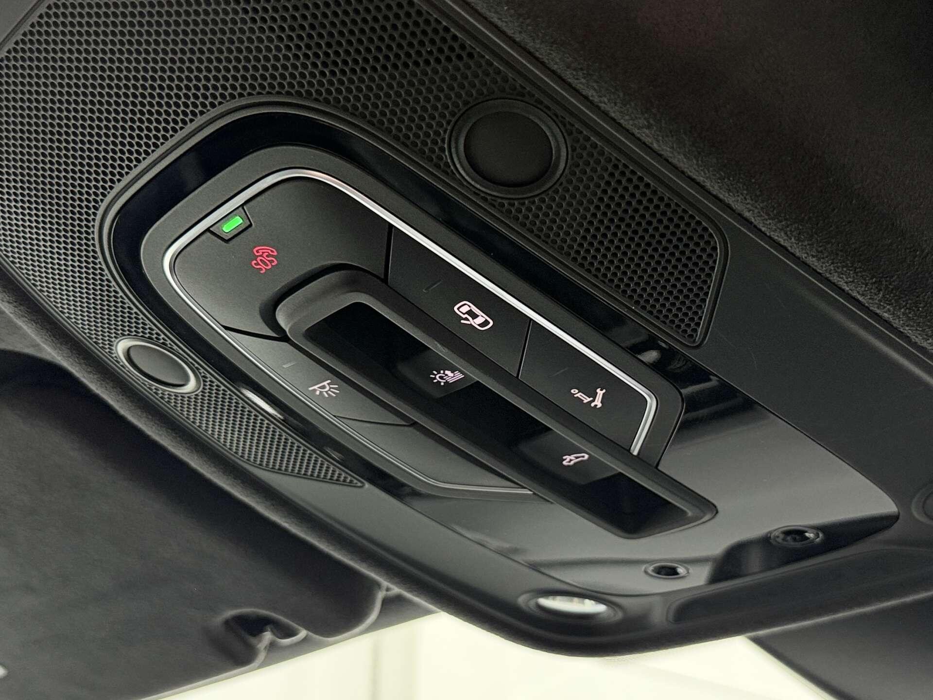 Audi SQ7 view 46