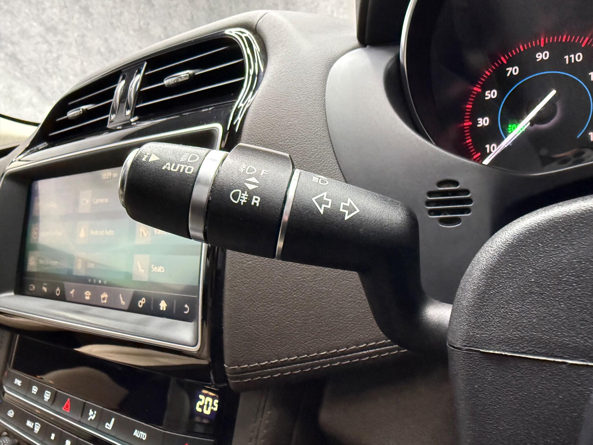 Jaguar F-Pace view 25