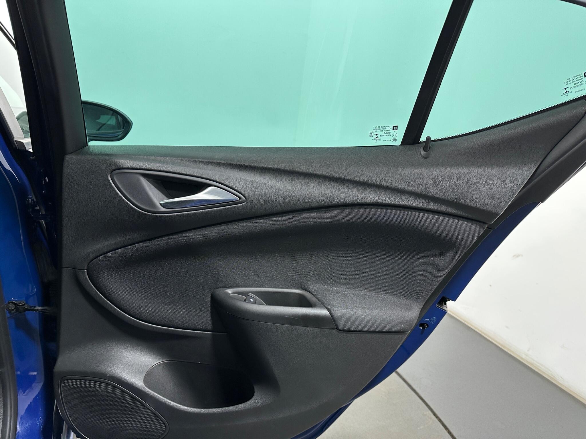 Vauxhall Astra view 42