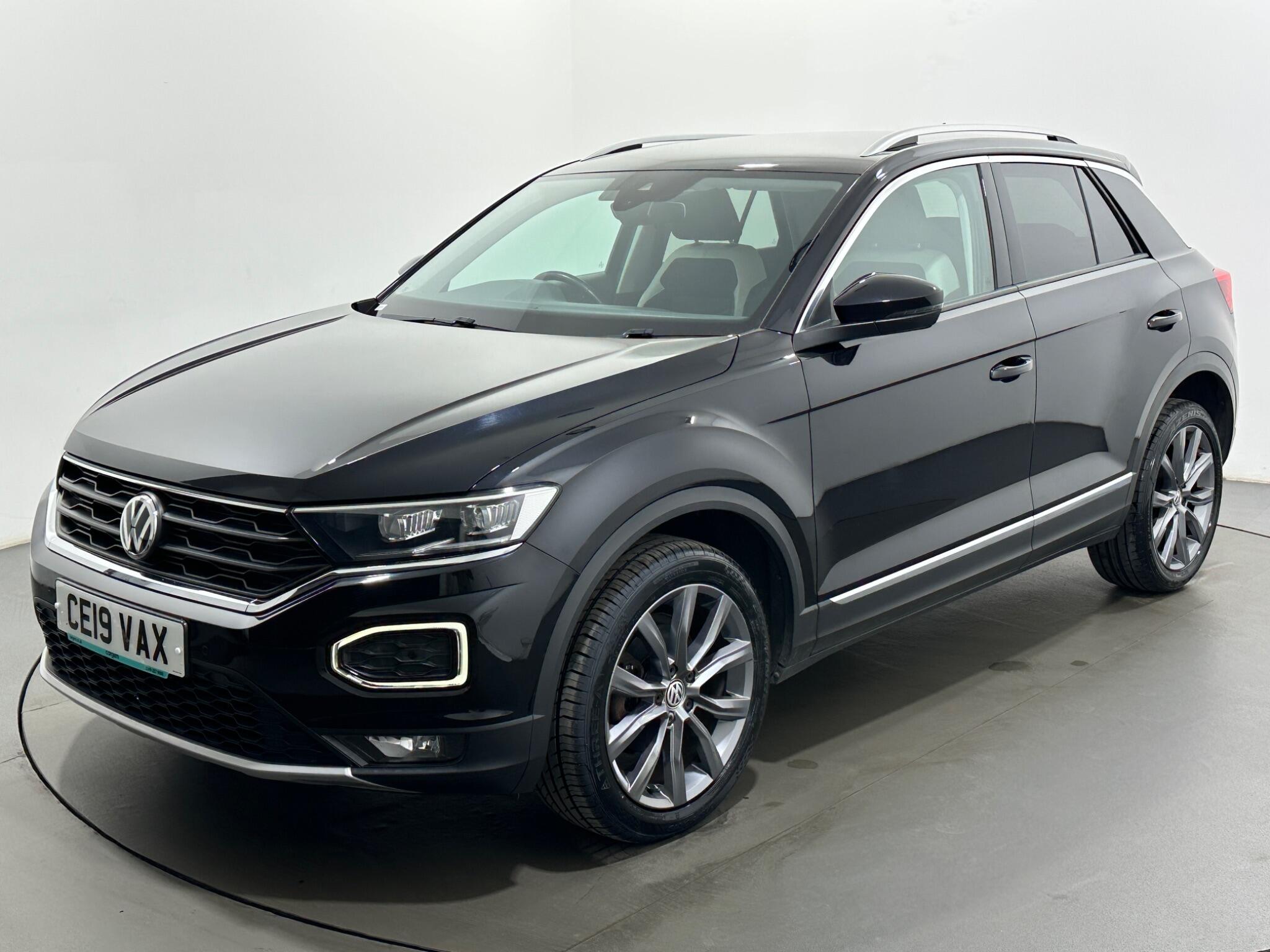 Volkswagen T-Roc view 52