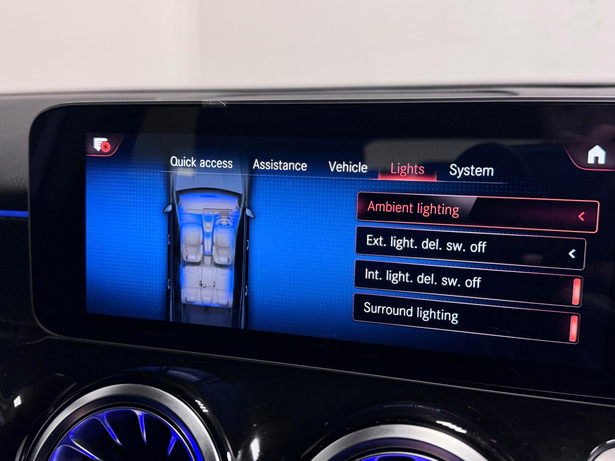 Mercedes-Benz GLB view 54