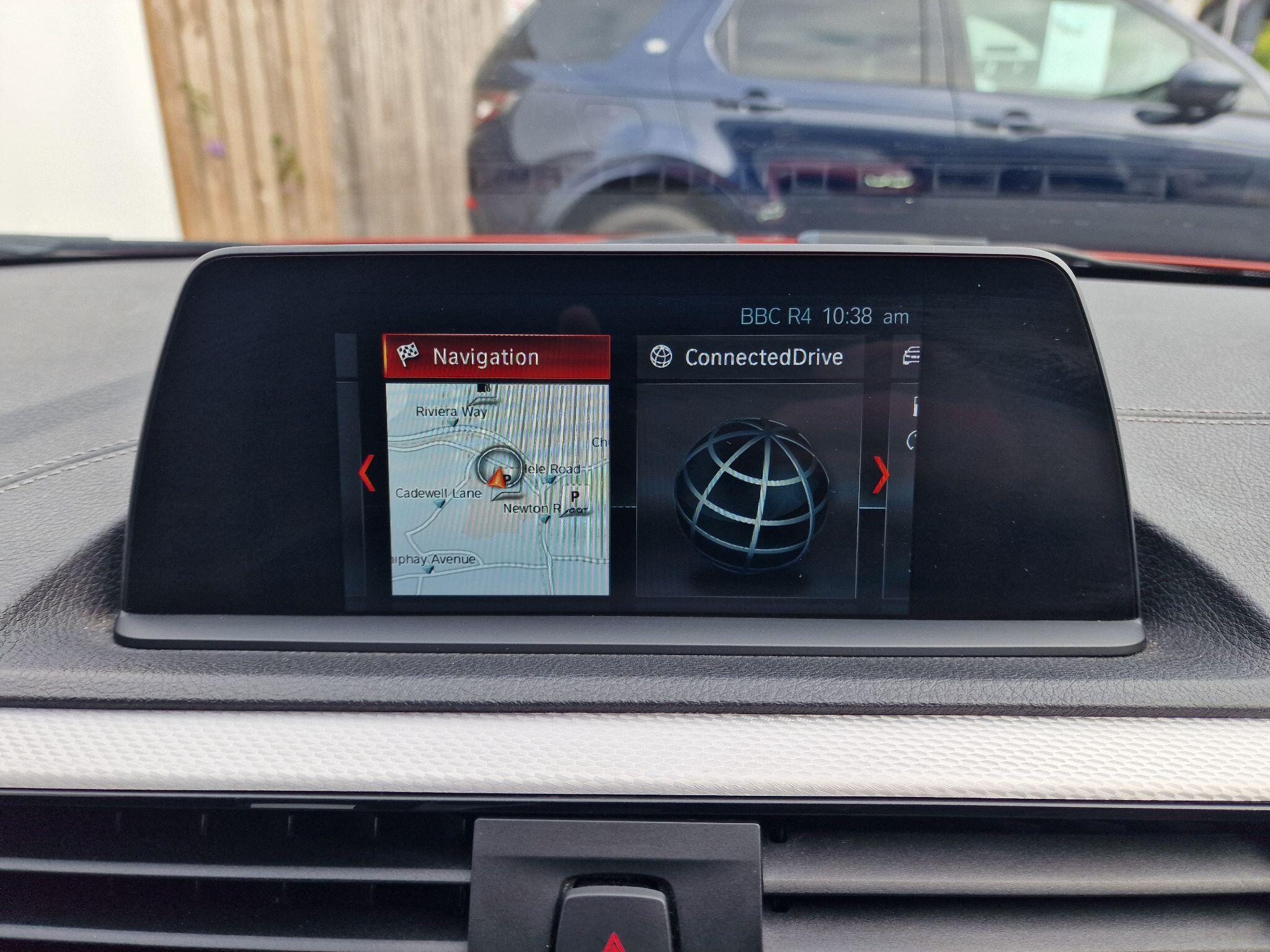 BMW 1 Series view 9