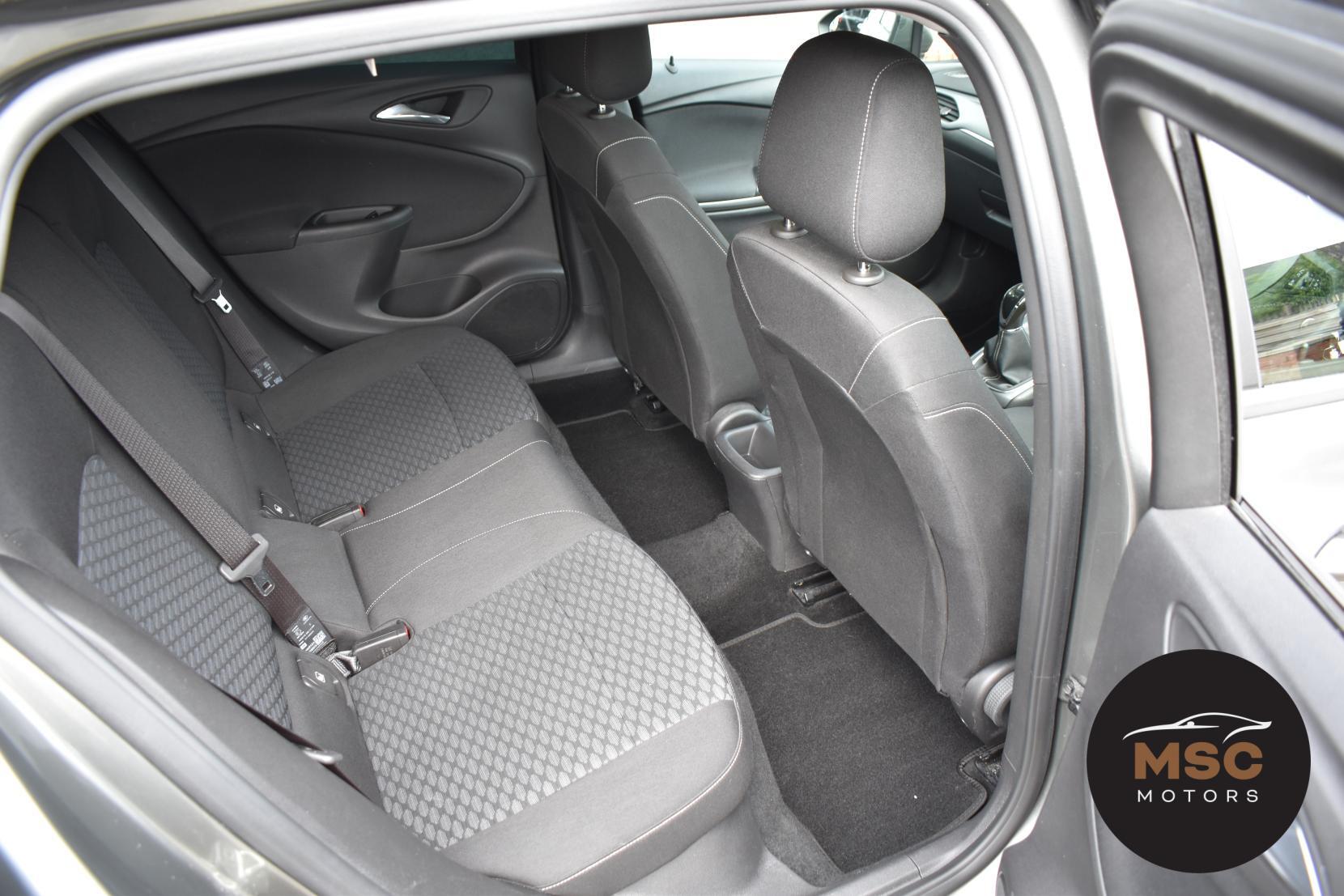 Vauxhall Astra view 35