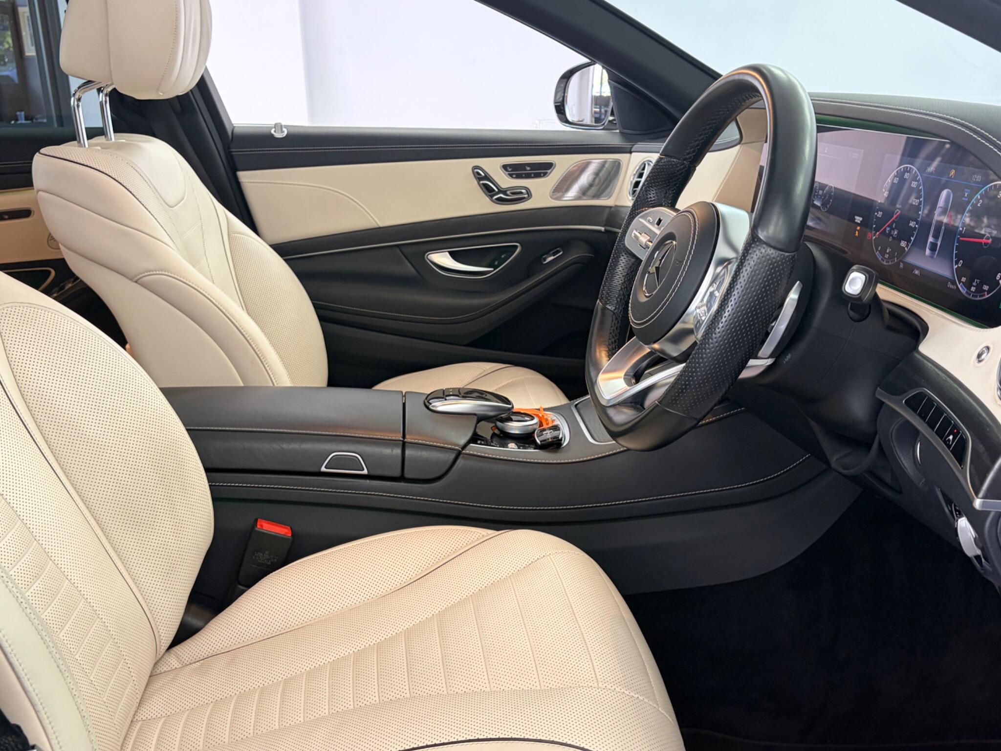 Mercedes-Benz S-Class view 11