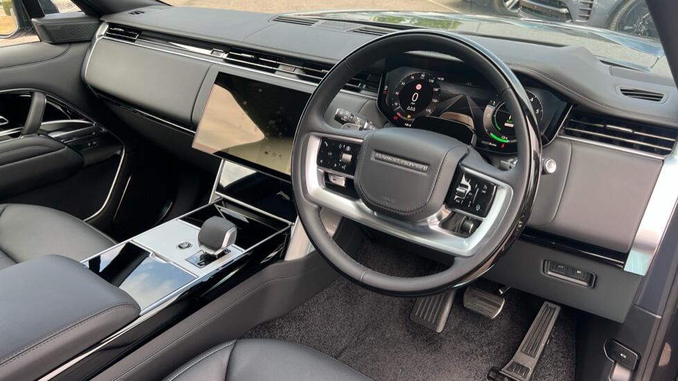 Land Rover Range Rover view 10