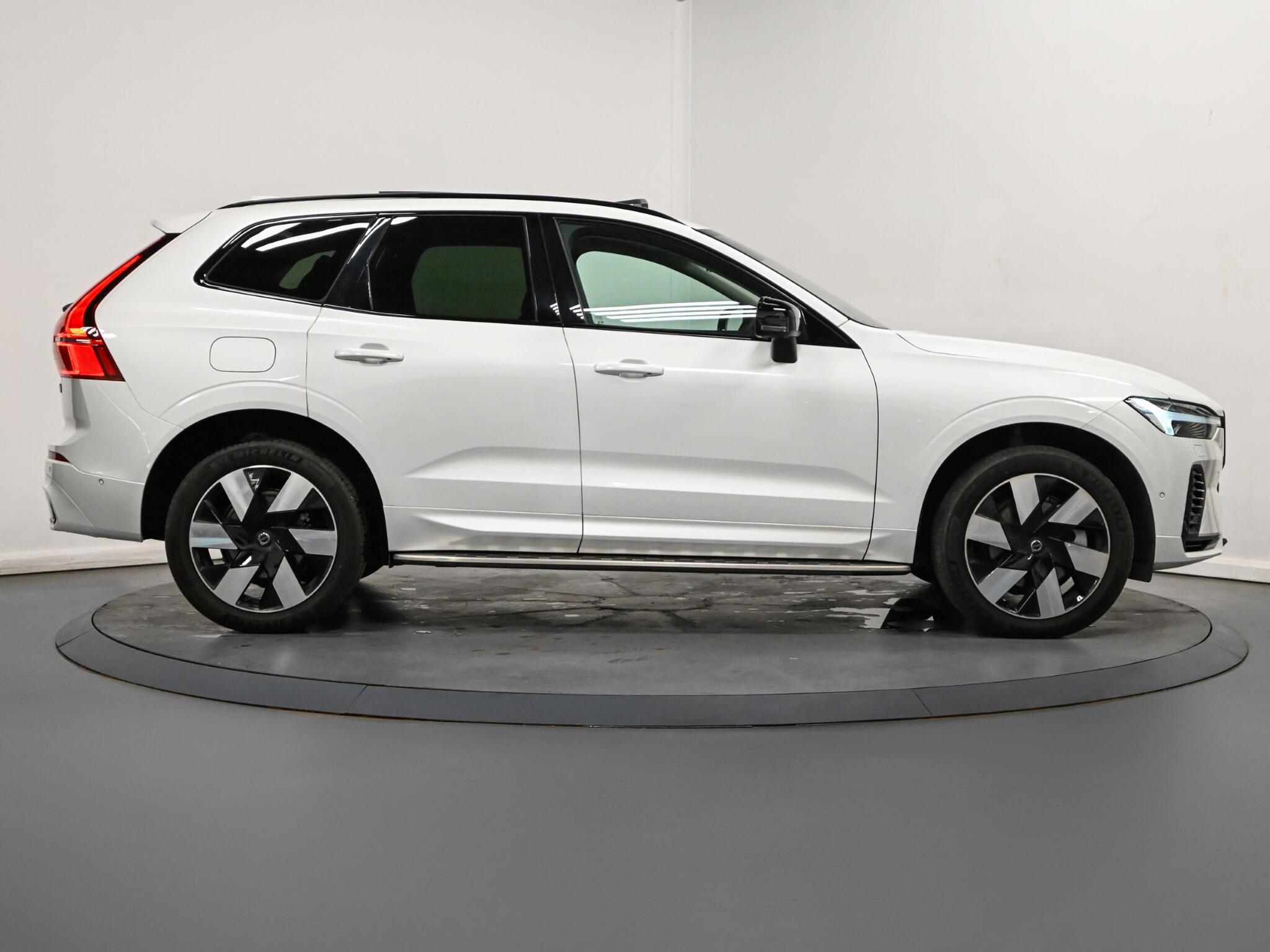 Volvo XC60 view 26
