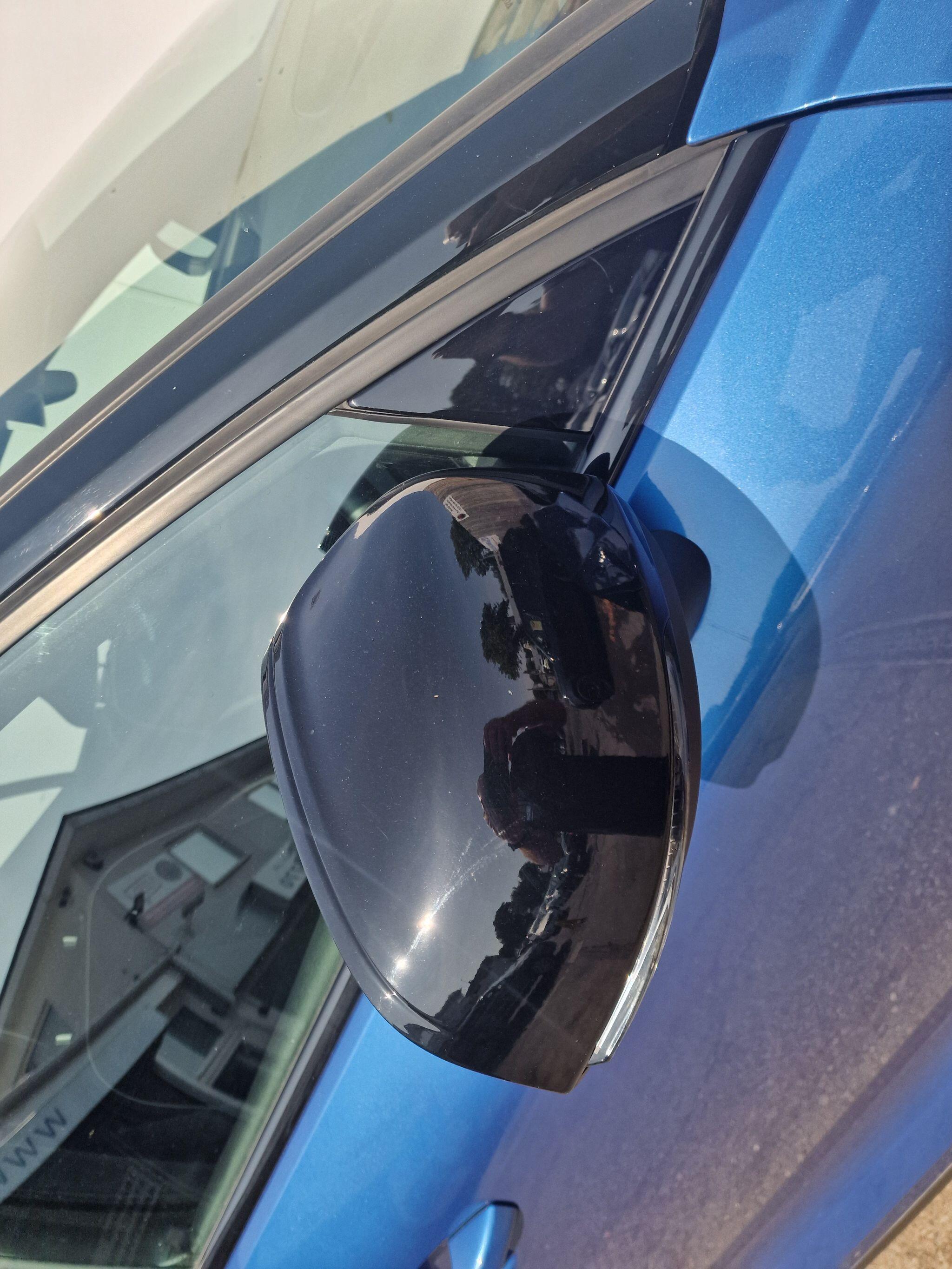 Volvo XC40 view 29