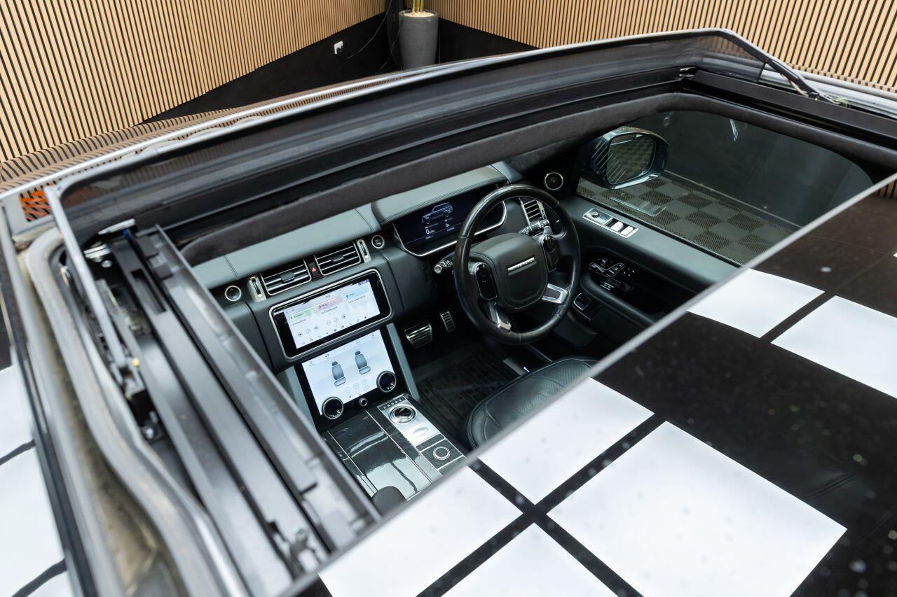 Land Rover Range Rover view 13