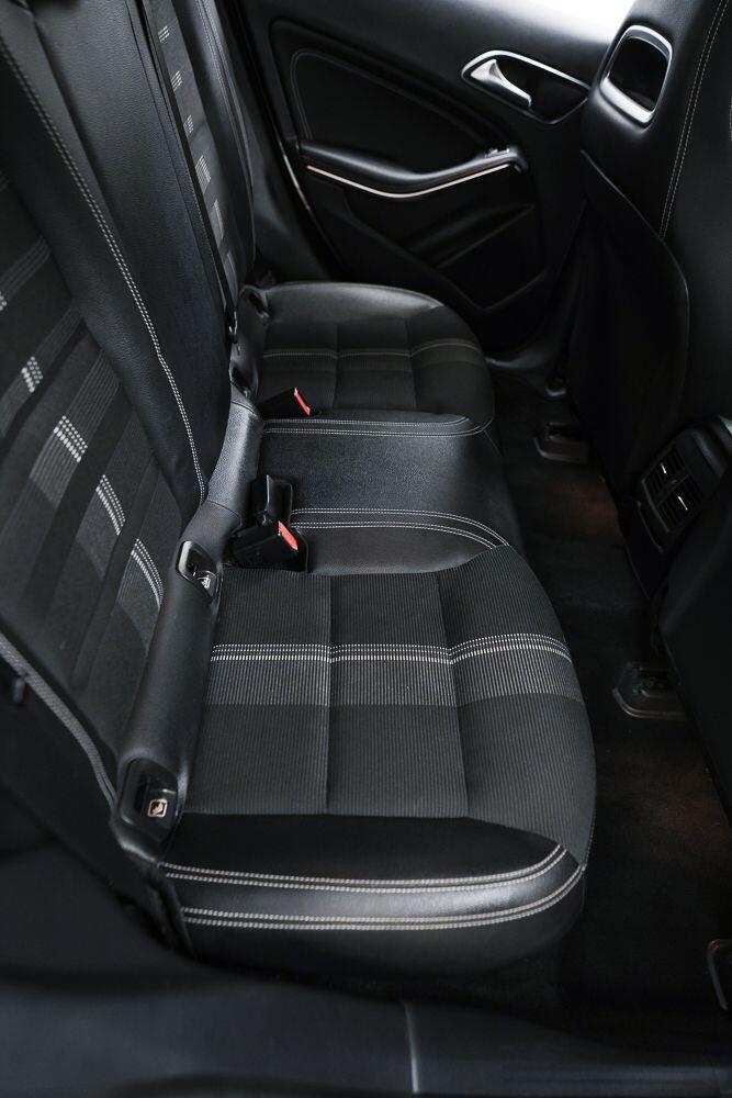 Mercedes-Benz Cla view 12