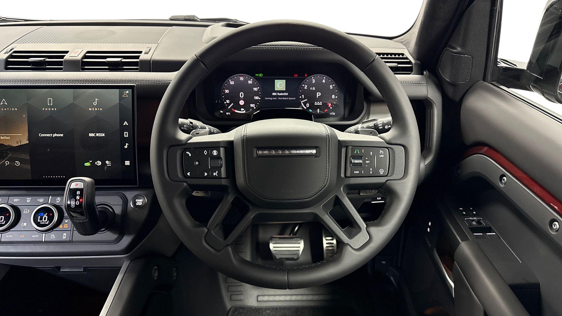 Land Rover Defender view 15